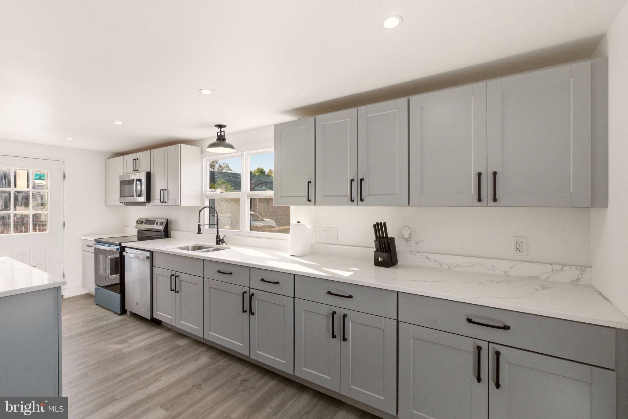 575 N Broadway, Deepwater, NJ 08023 photo
