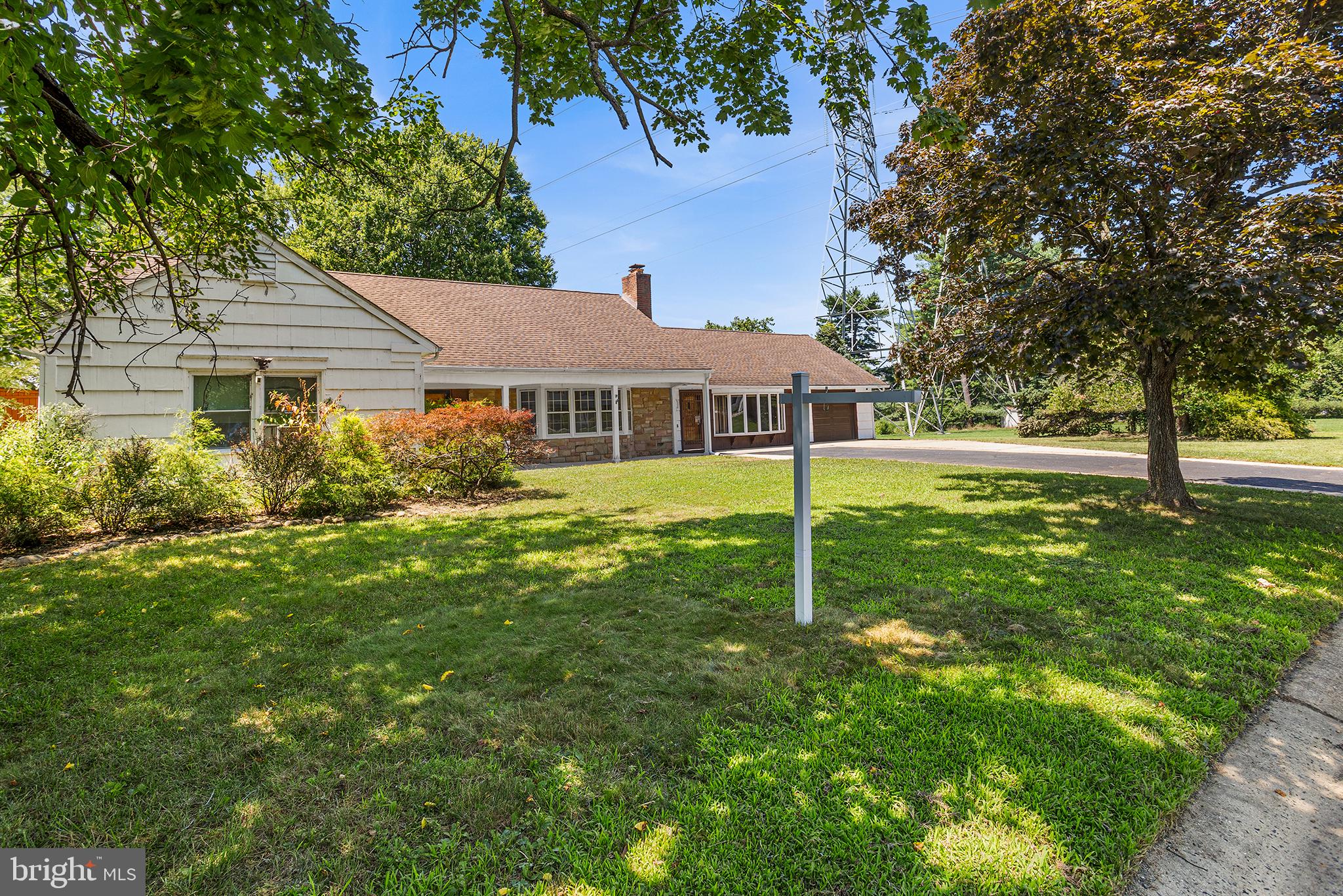 74 Country Club Rd, Willingboro, NJ 08046 photo