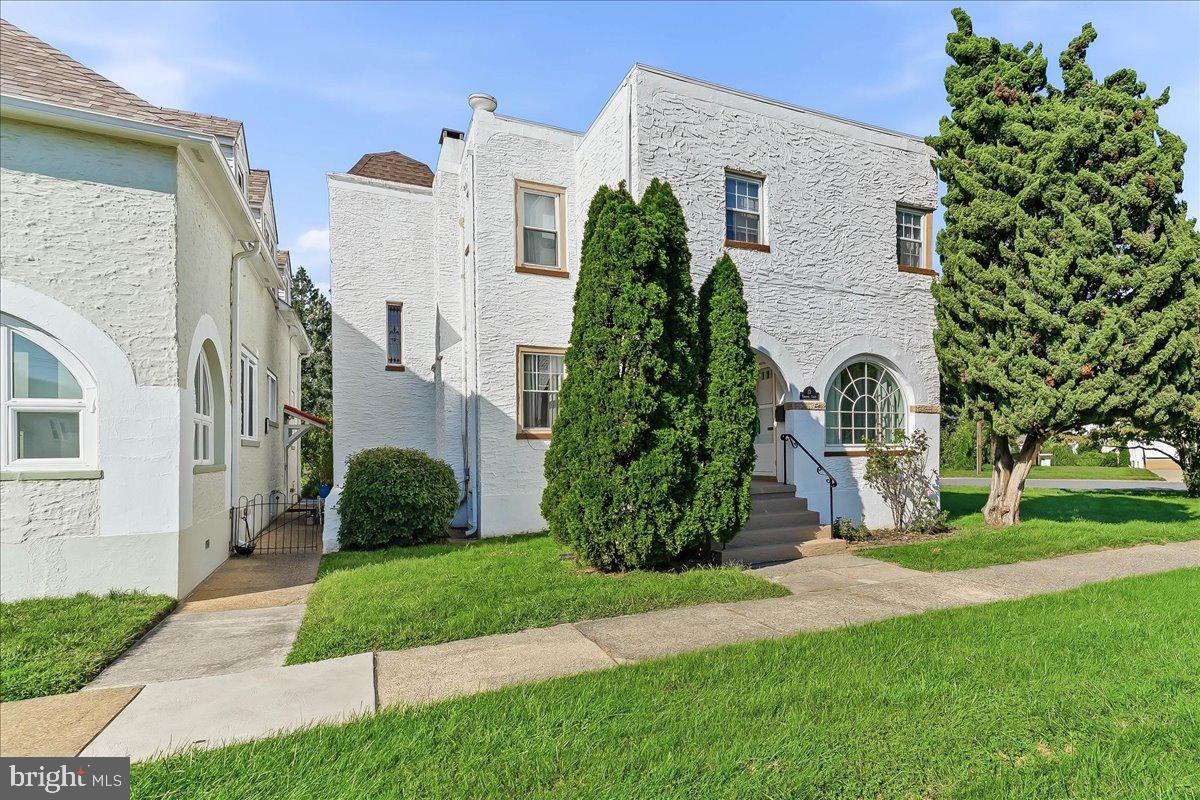 12 Corinne Ct, Wilmington, DE 19809 photo