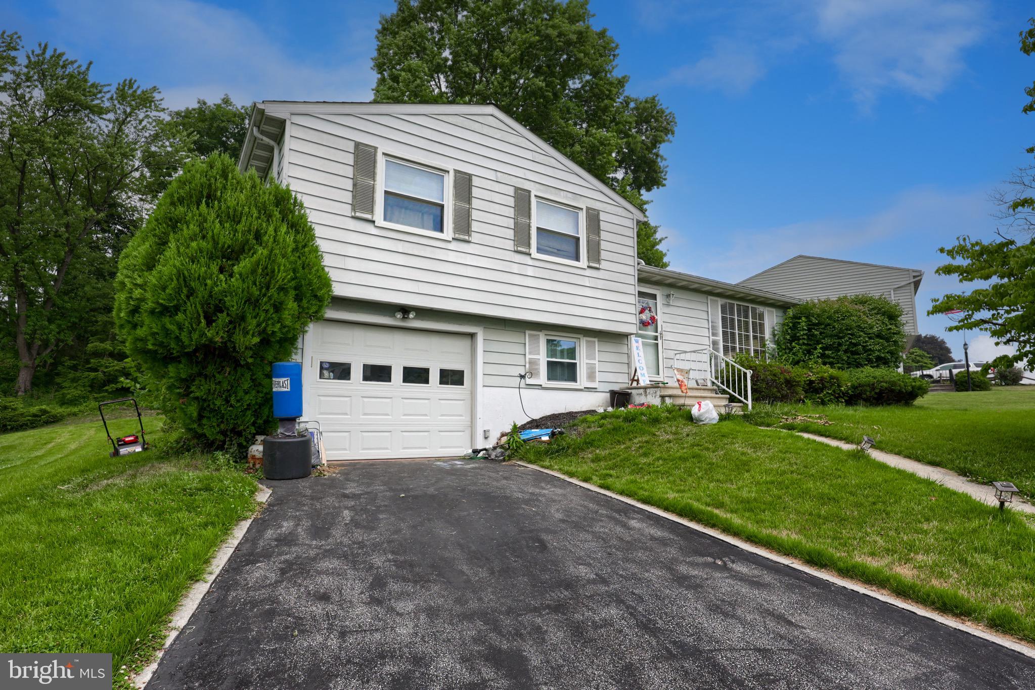 3605 Orchard Ct, Reading, PA 19606 photo