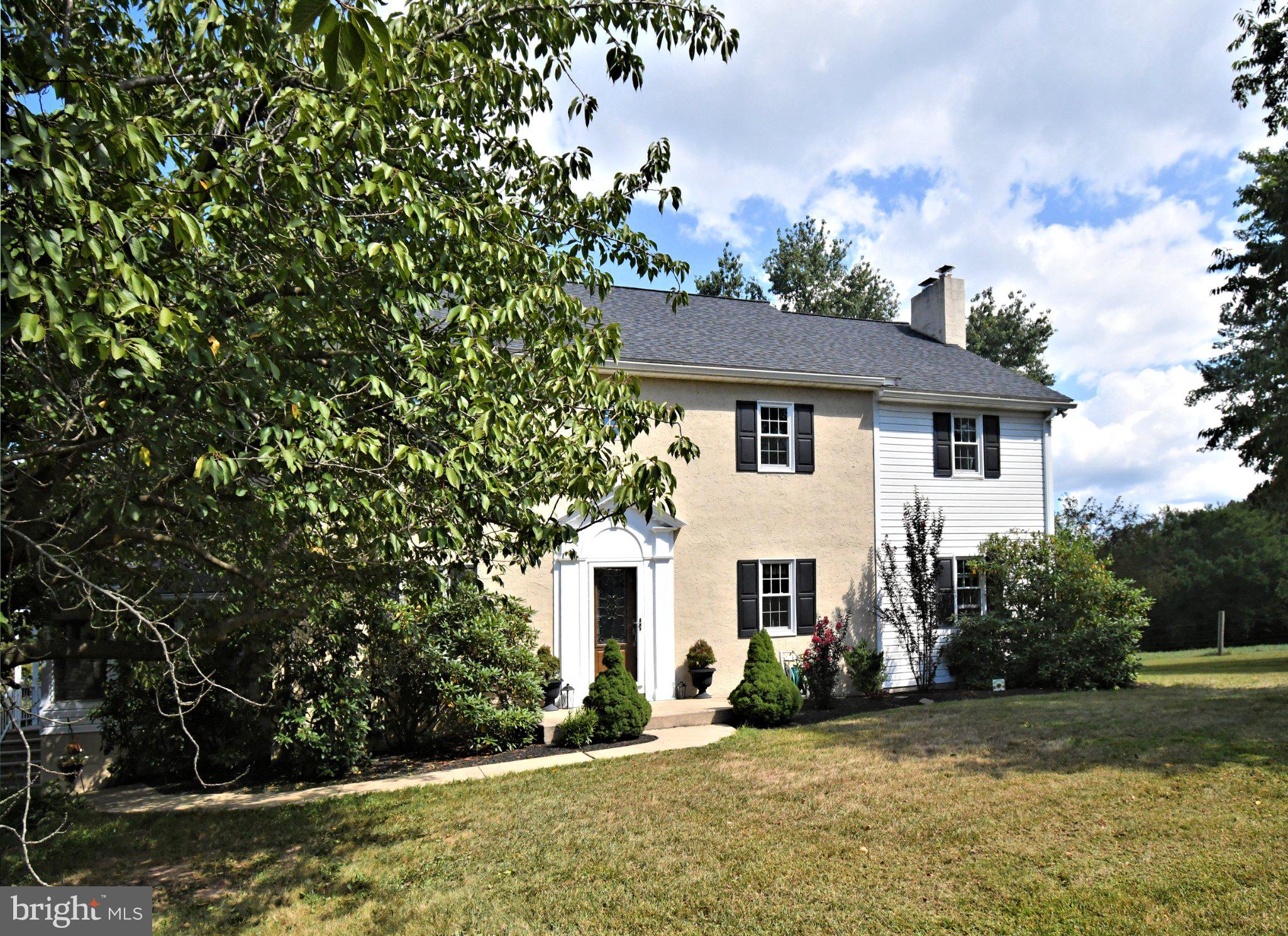 204 Neiffer Rd, Schwenksville, PA 19473 photo