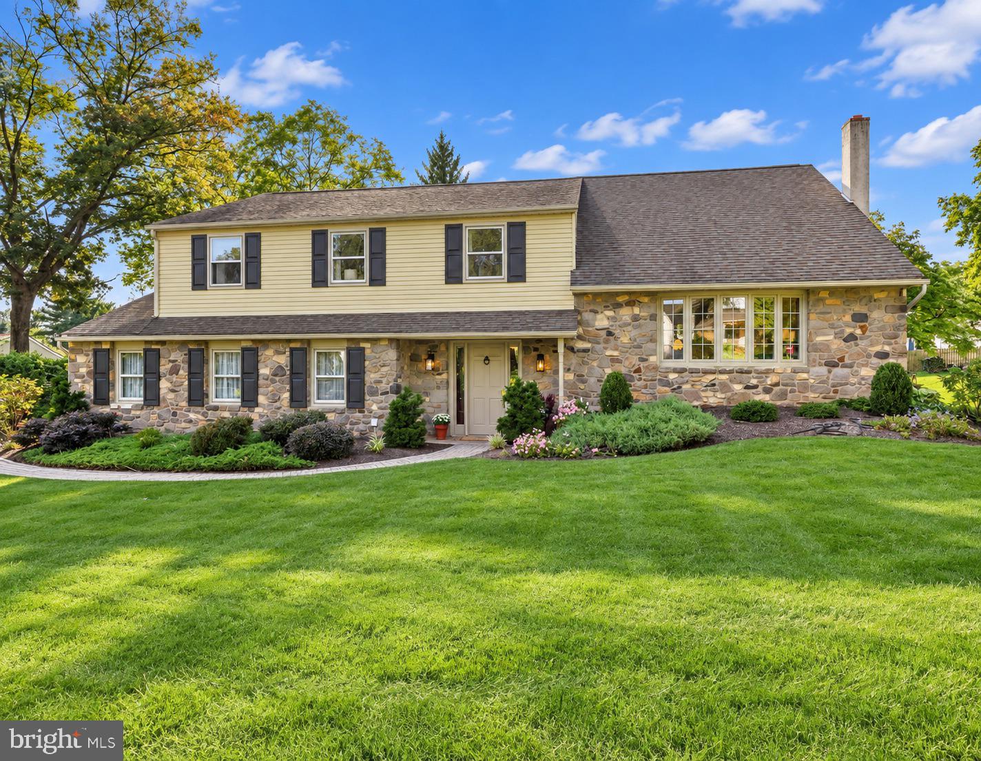 130 Andrew Dr, Newtown, PA 18940
