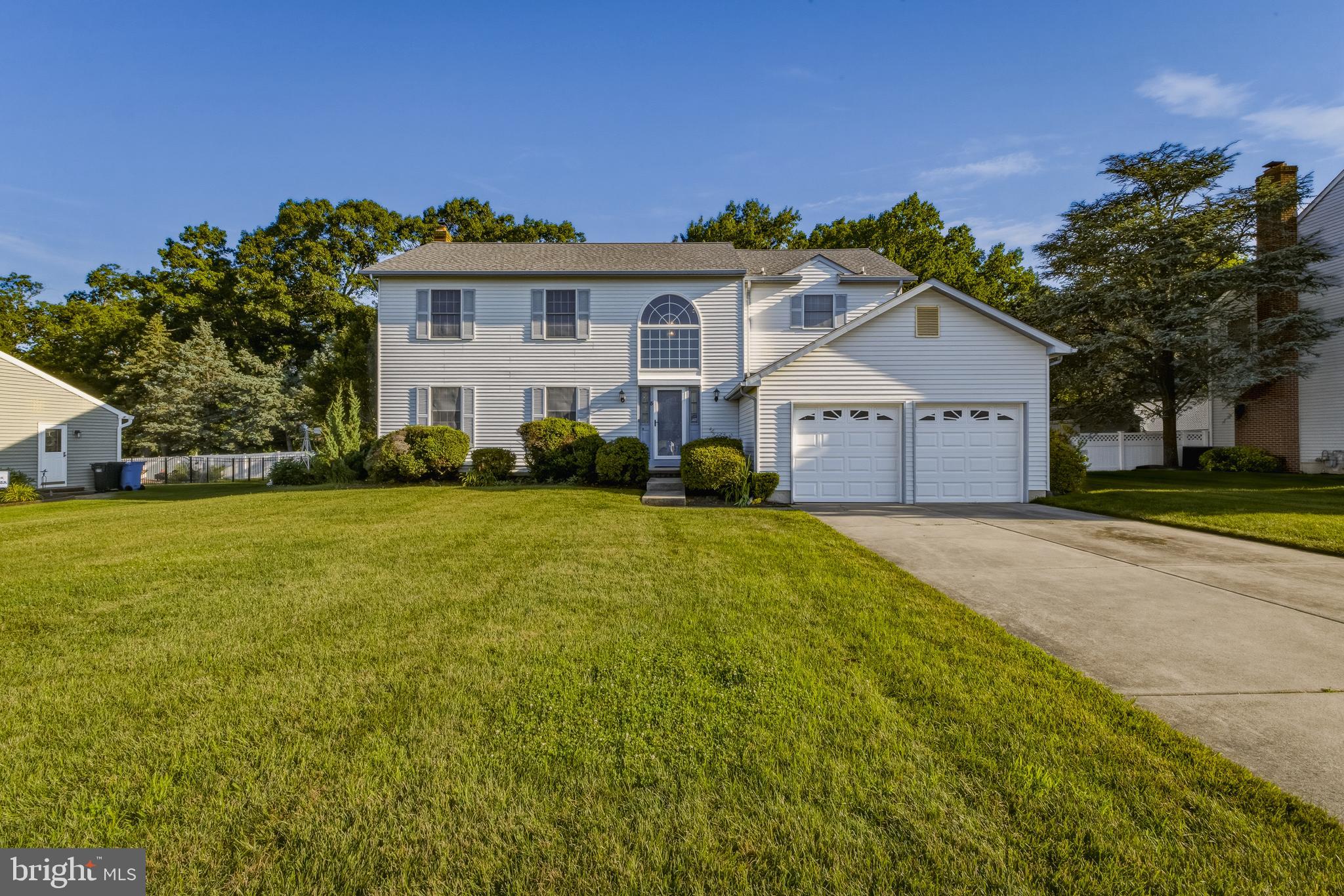 5 Thornfield Cir, Sewell, NJ 08080