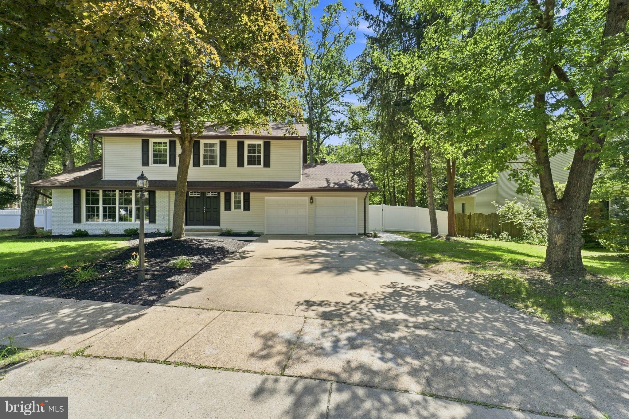 8 Villanova Ct, Berlin, NJ 08009 photo