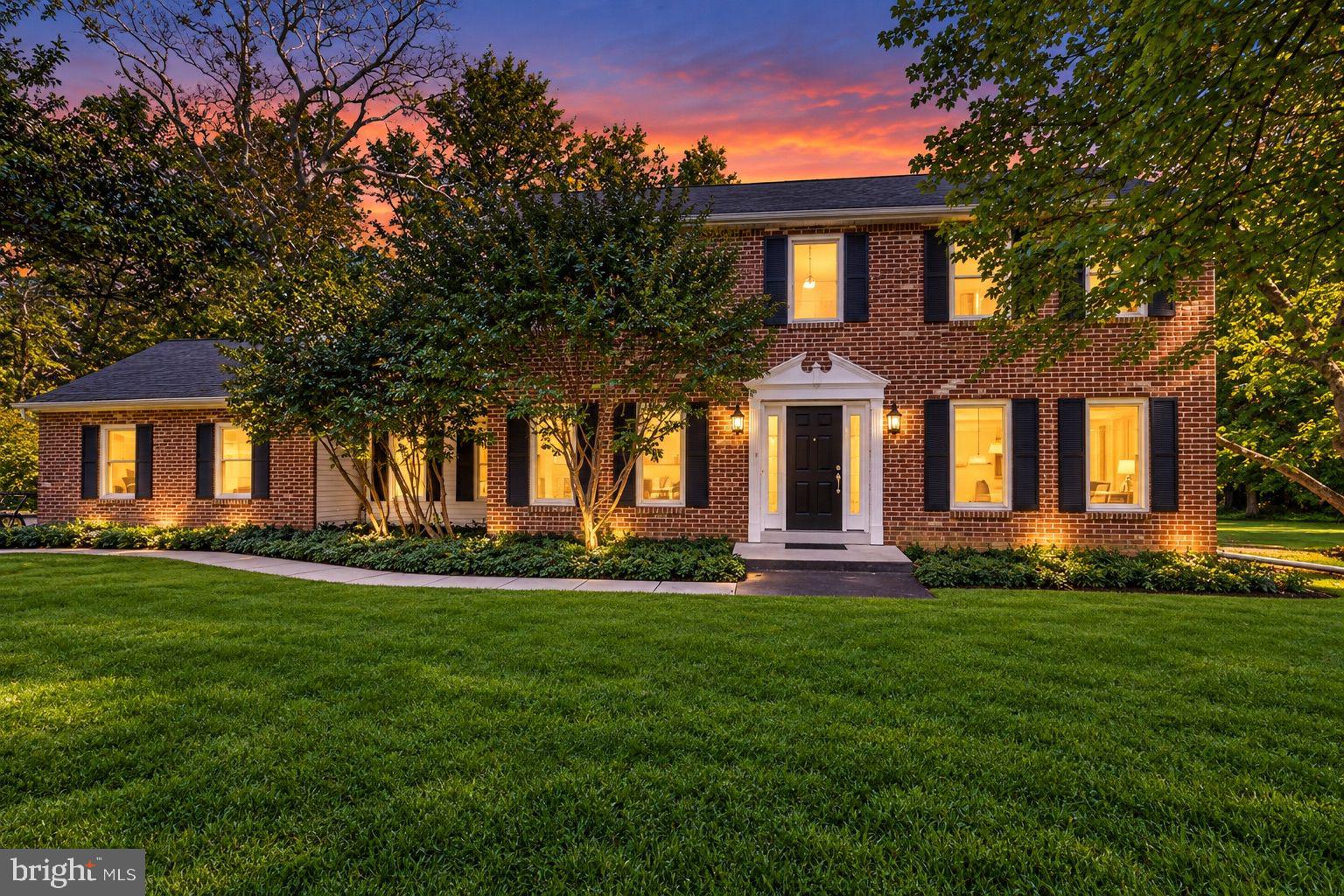 9 Locke Ct, Ewan, NJ 08628 photo