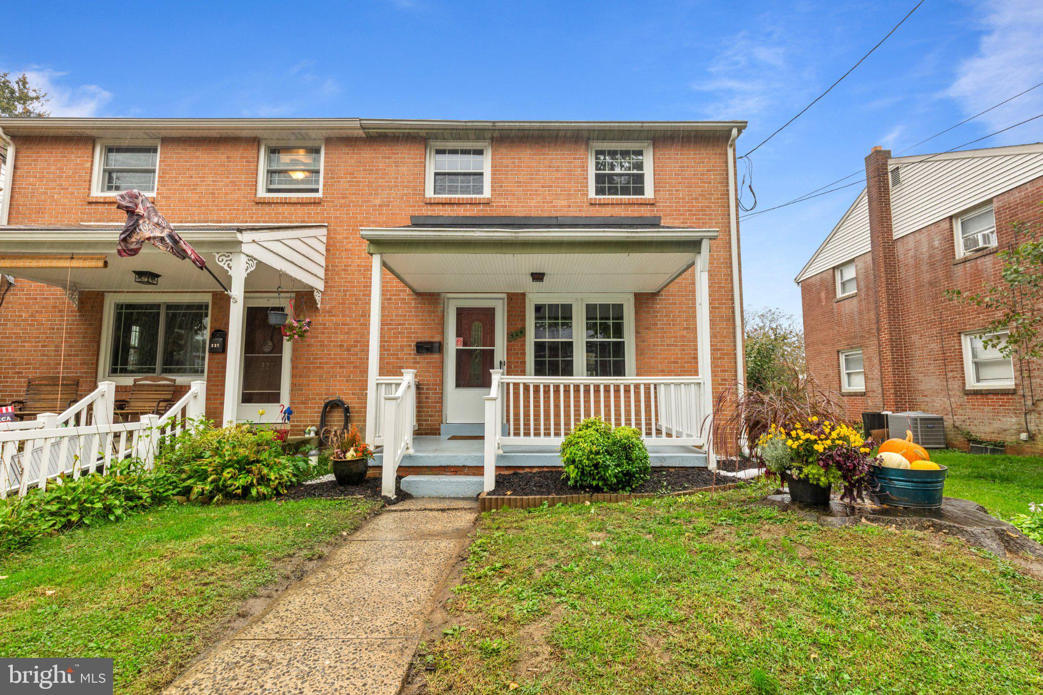 329 Winthrop Dr, Lancaster, PA 17603 photo