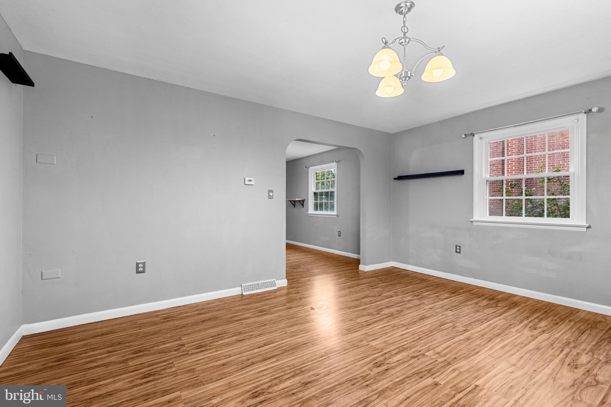 329 Winthrop Dr, Lancaster, PA 17603 photo