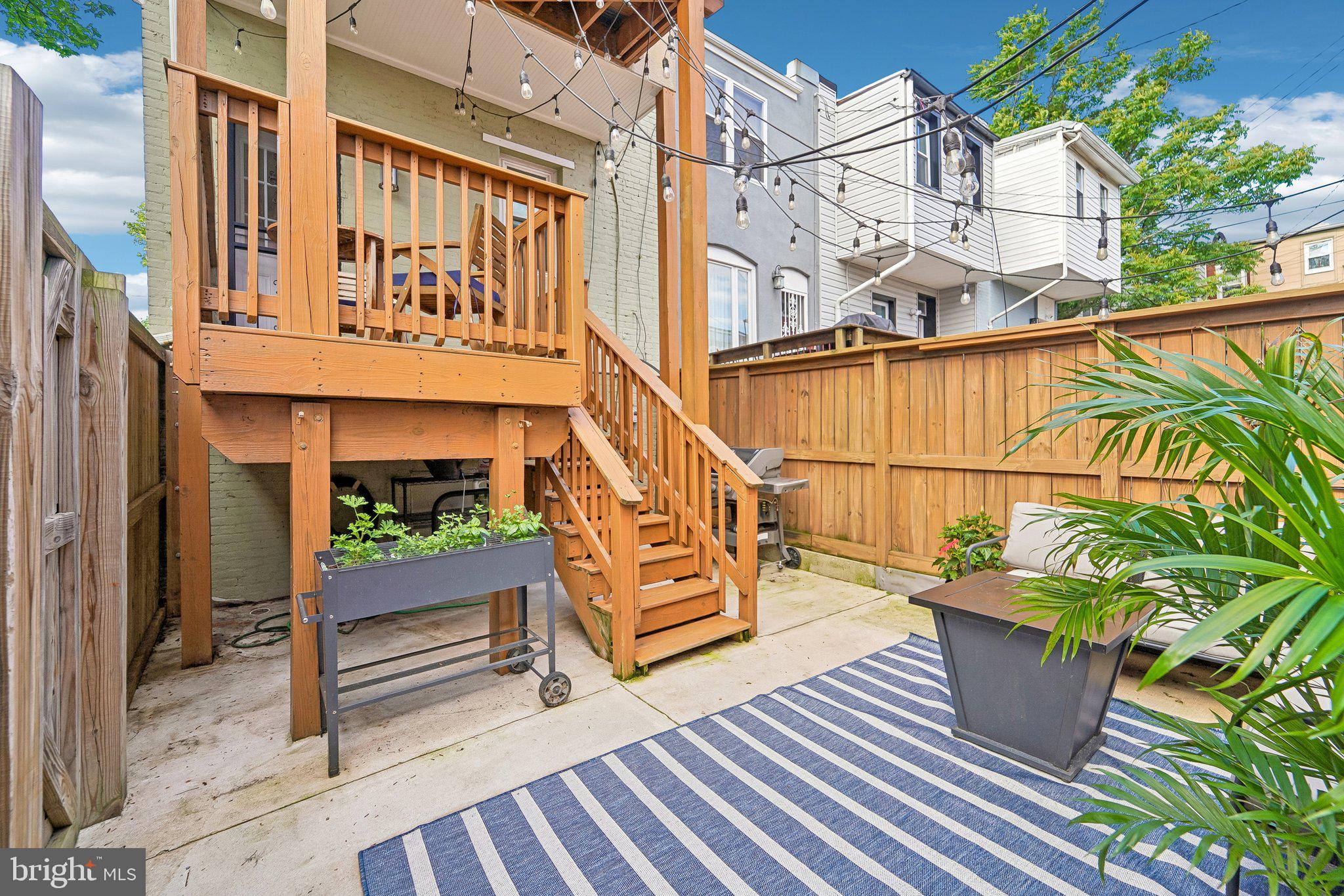 2506 E Fairmount Ave, Baltimore, MD 21224 photo