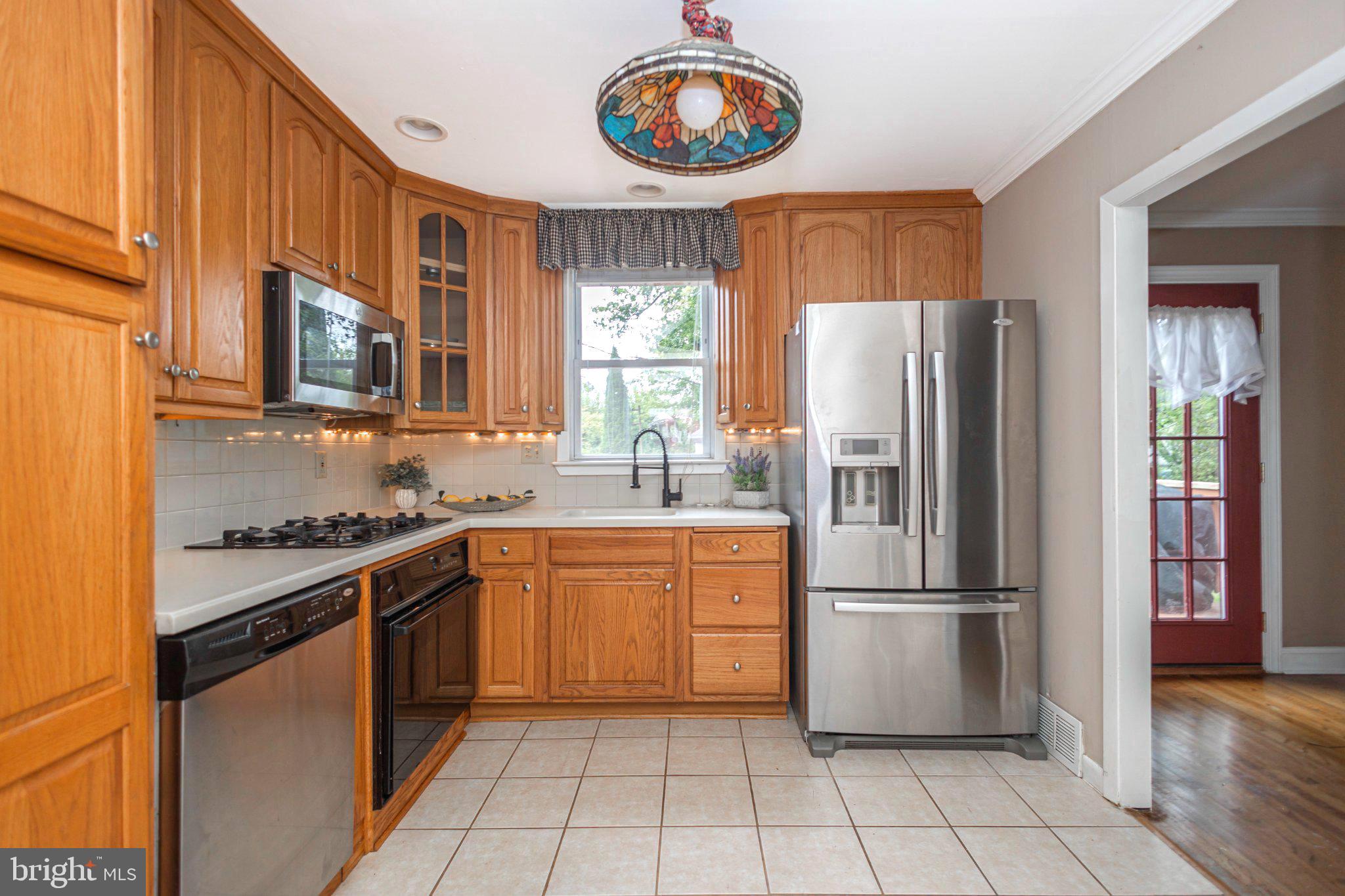 978 Coronet Rd, Warminster, PA 18974 photo