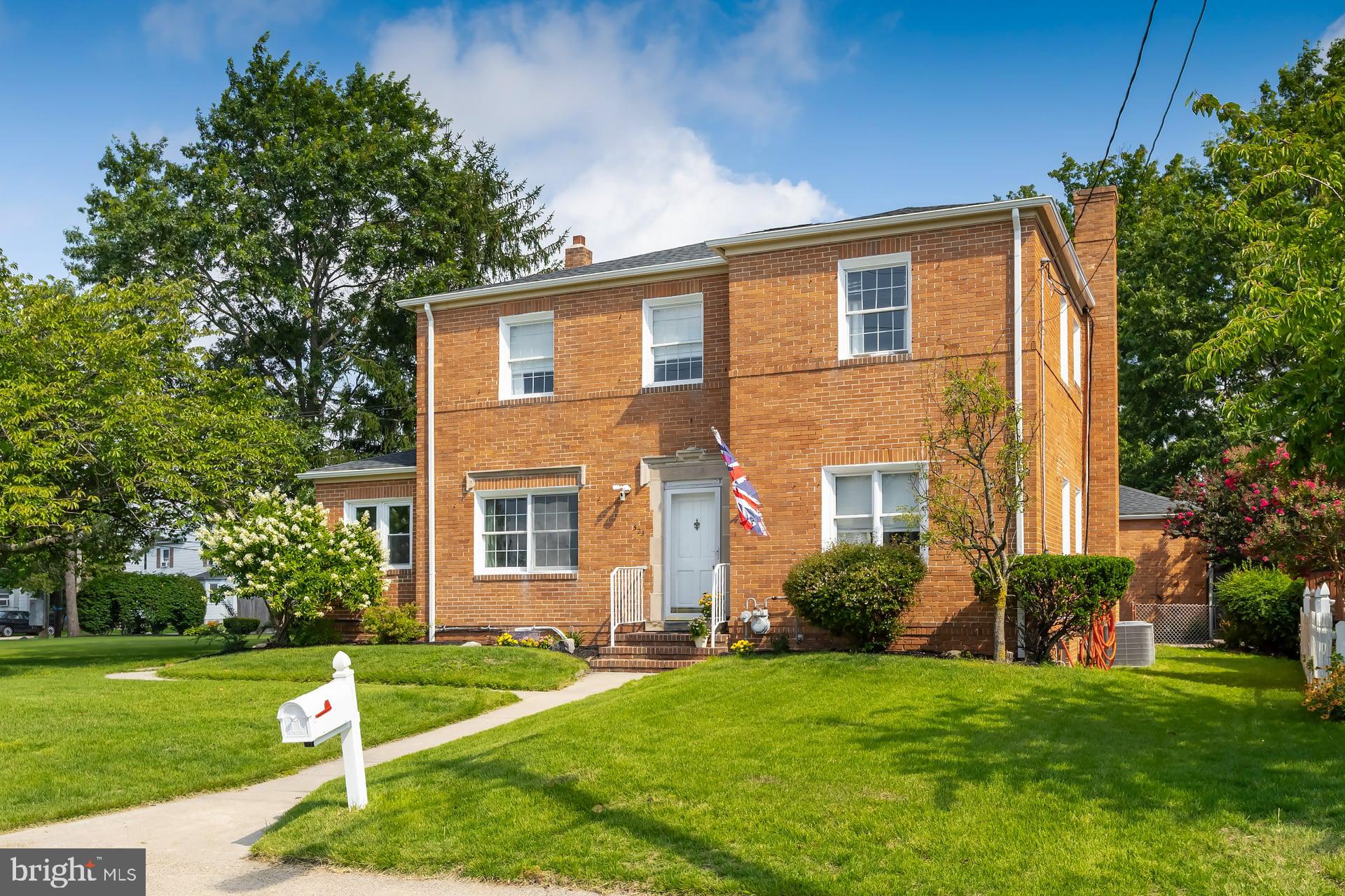523 W Broad St, Gibbstown, NJ 08027 photo