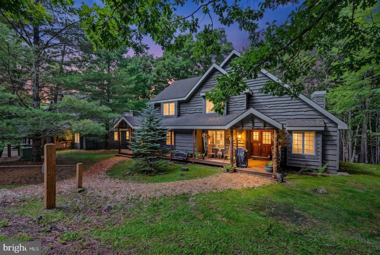 51 Short Hill Rd, Lake Harmony, PA 18624