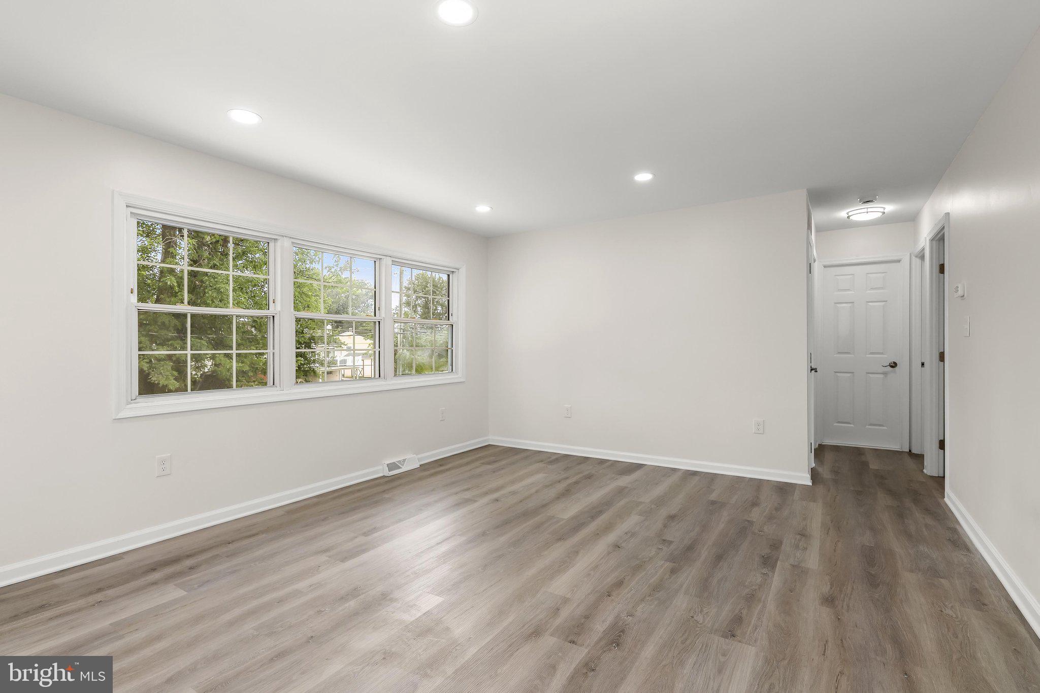 313 Academy Ave, Reisterstown, MD 21136 photo