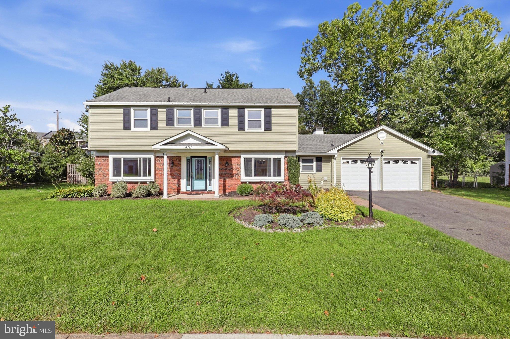 4111 Meadow Hill Ln, Fairfax, VA 22033