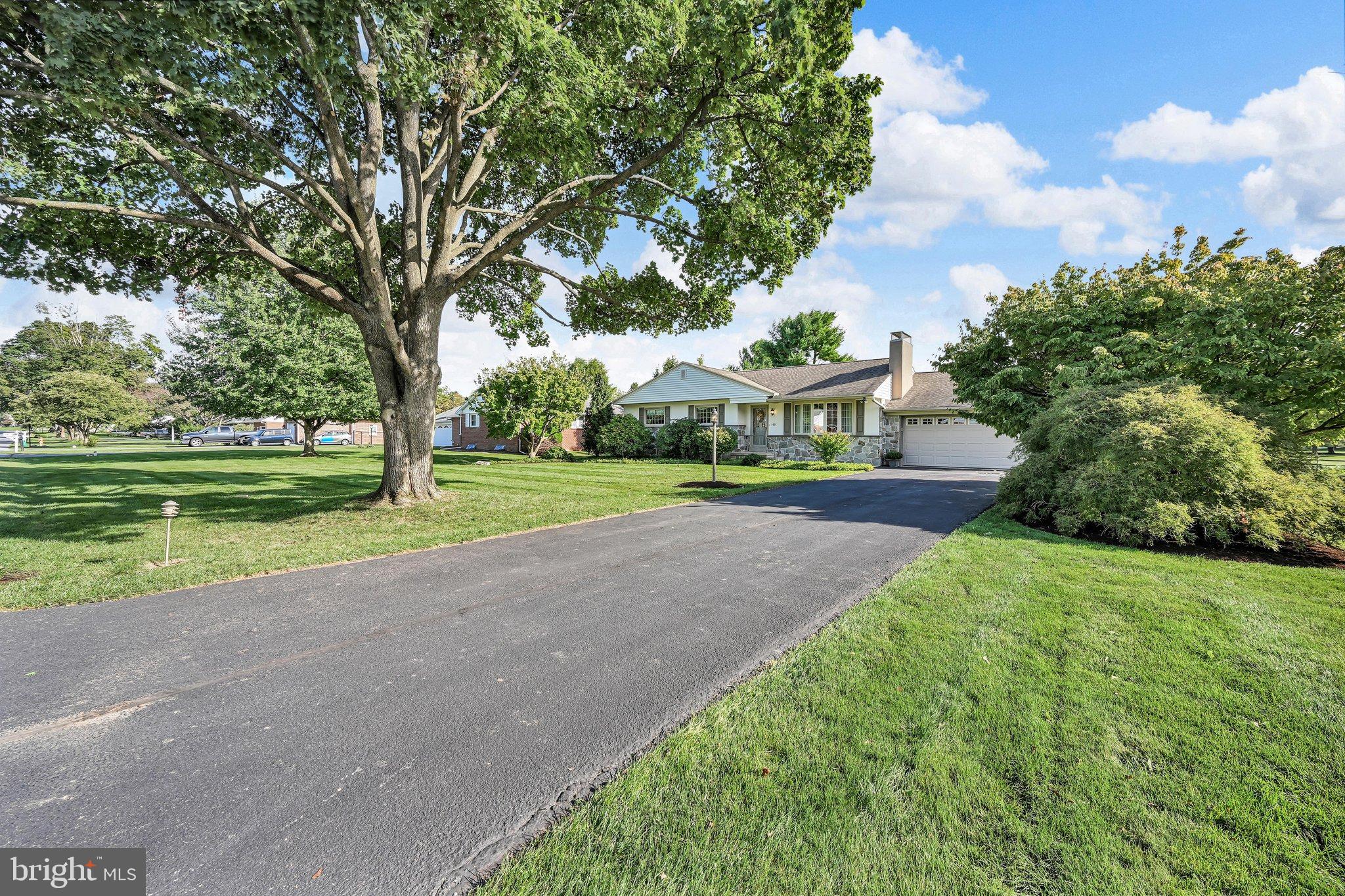 100 Corry Ave, Lancaster, PA 17601 photo