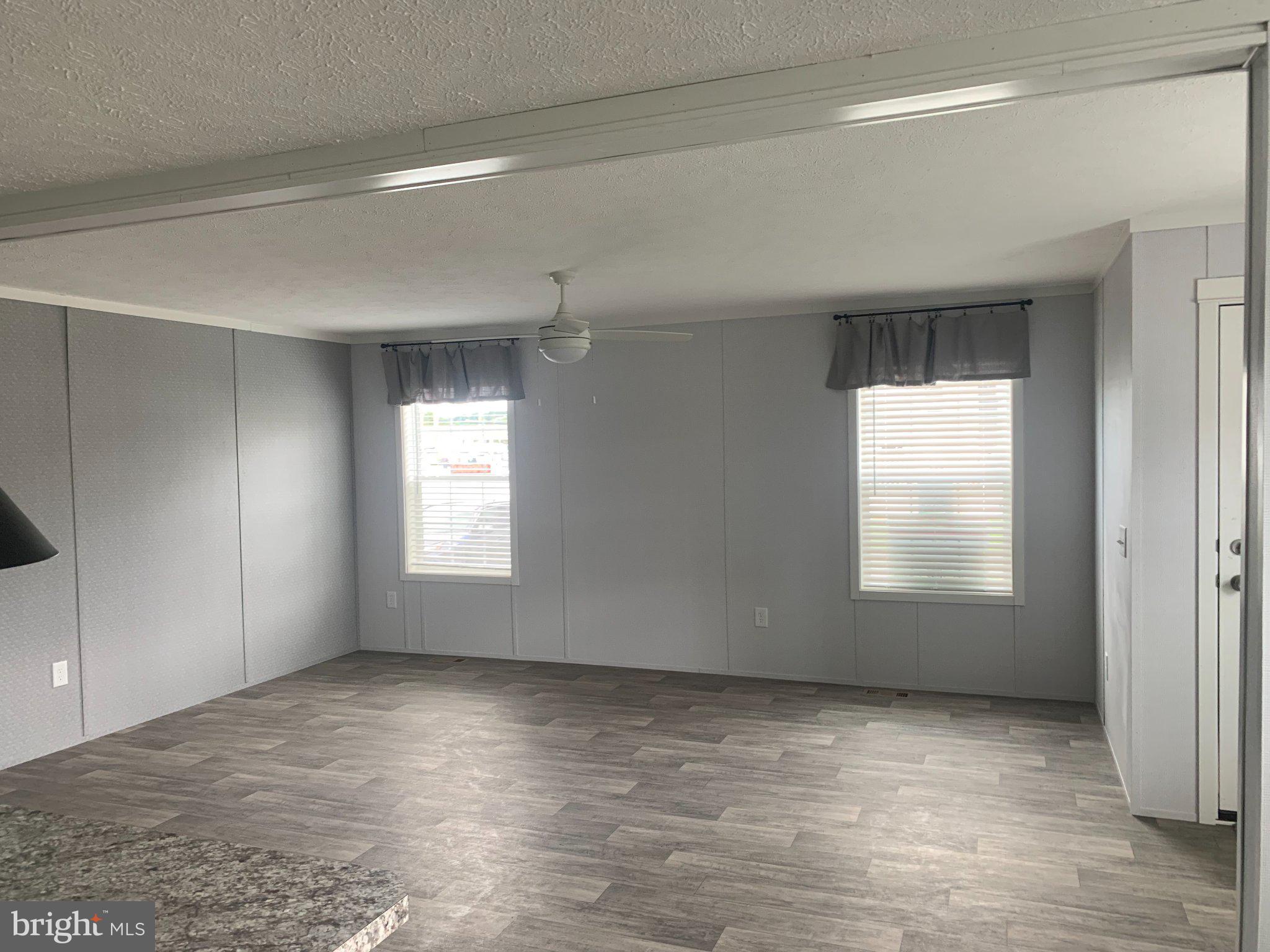 14 W Willow St, Palmyra, PA 17078 photo