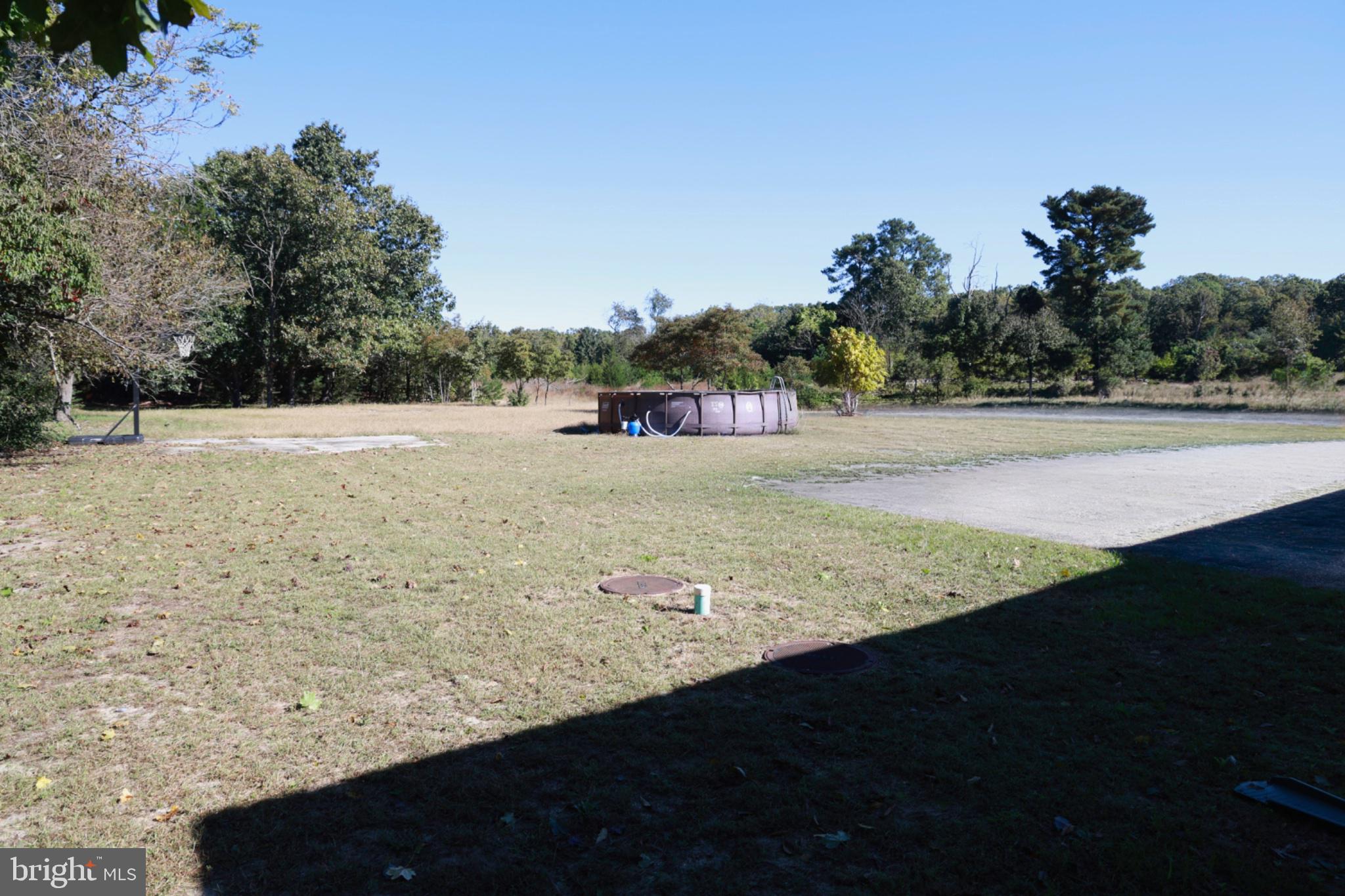1278 W Oak Rd, Vineland, NJ 08360 photo