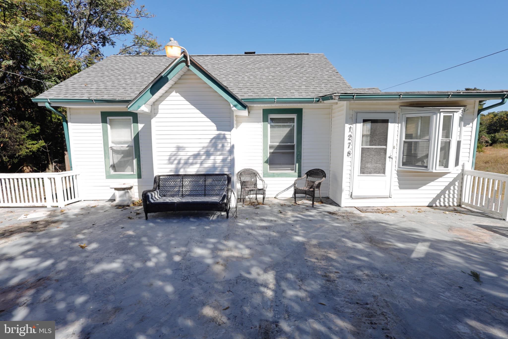 1278 W Oak Rd, Vineland, NJ 08360 photo