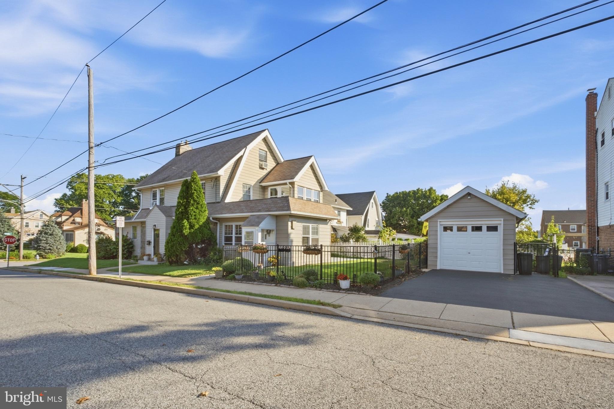 301 N Manoa Rd, Havertown, PA 19083 photo