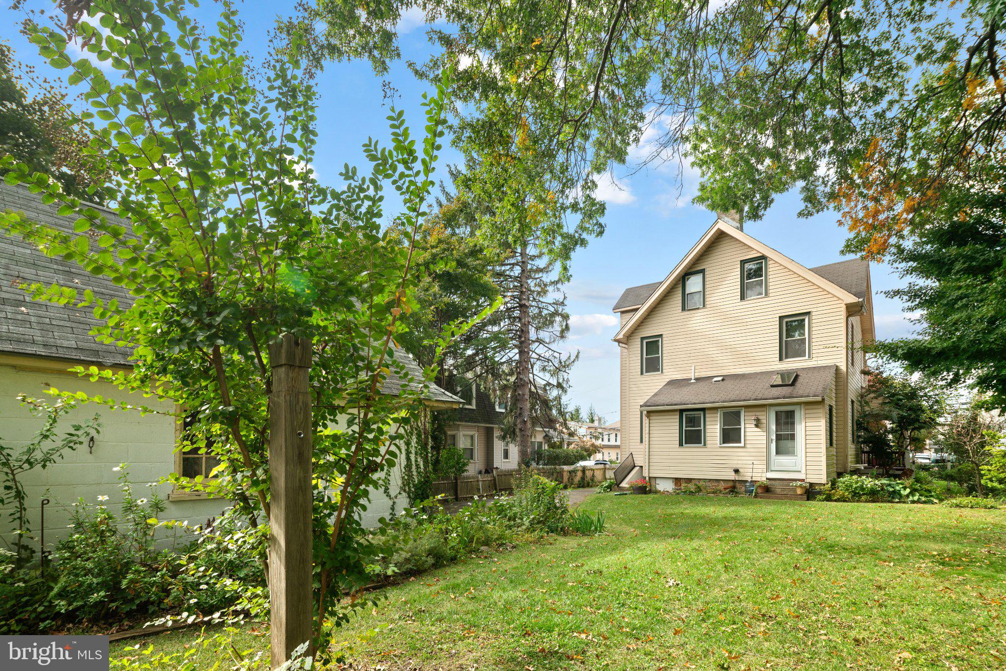 213 Linwood Ave, Ardmore, PA 19003 photo