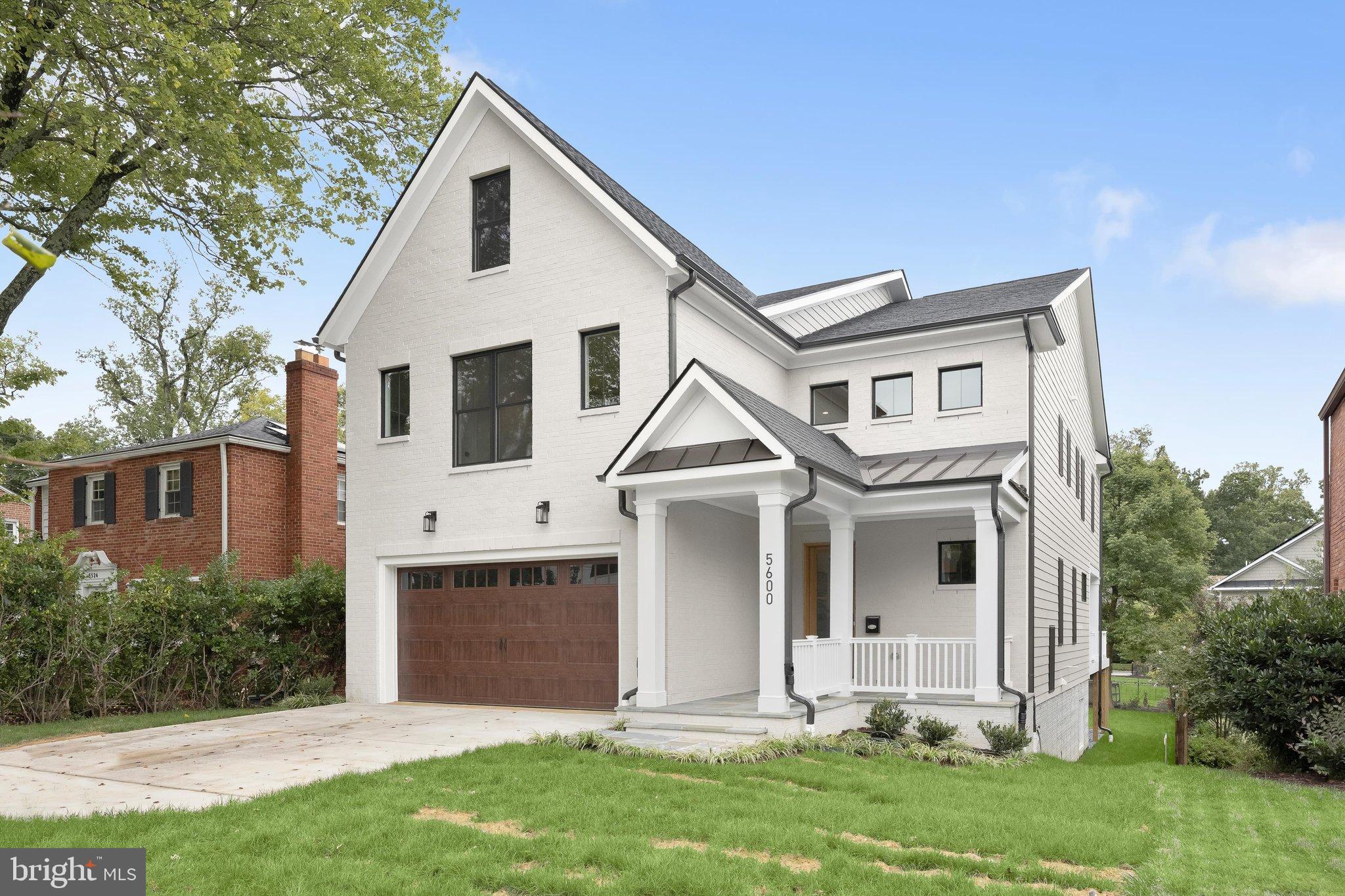 5600 Oakmont Ave, Bethesda, MD 20817