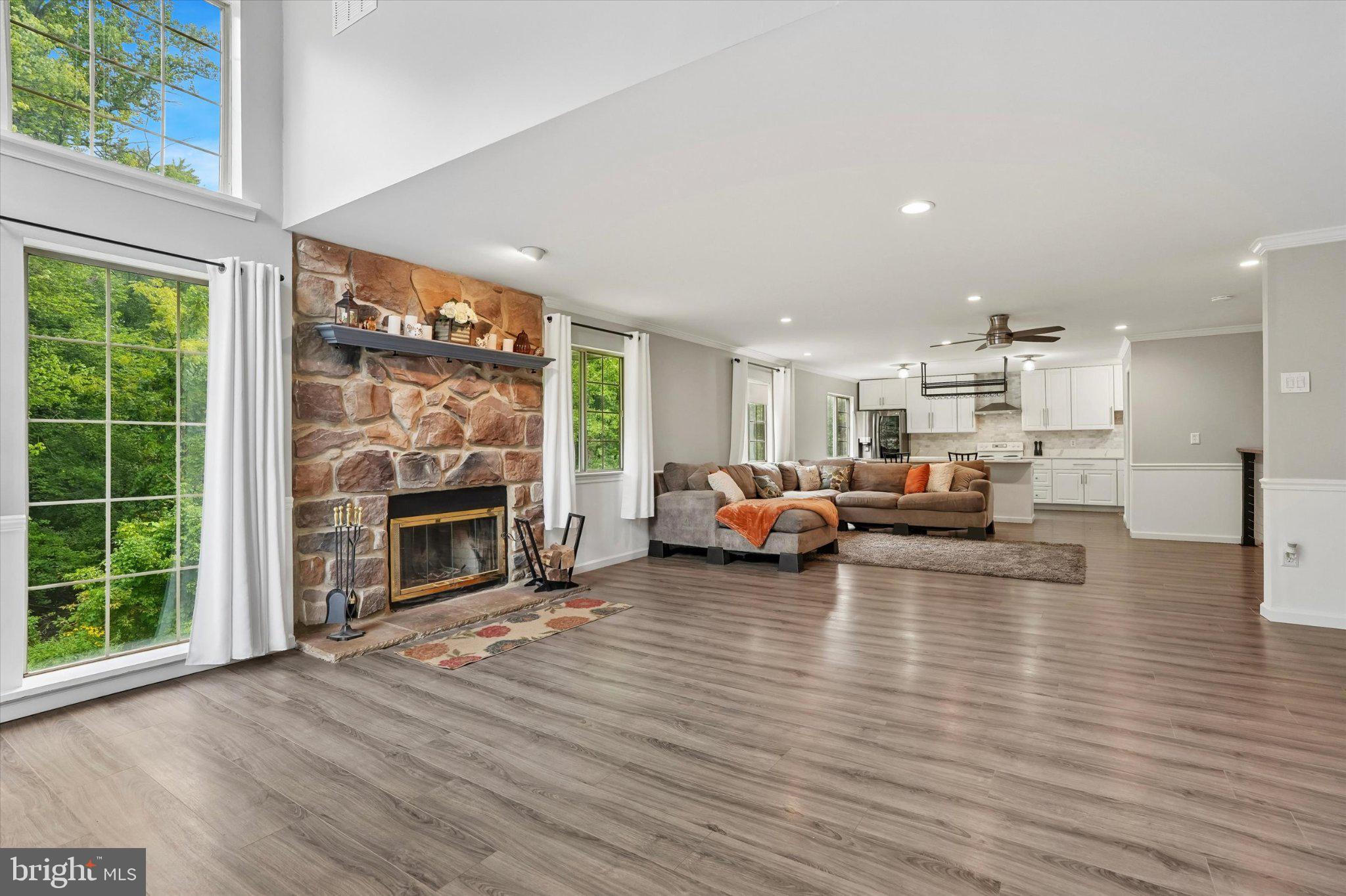 455 Brown Briar Cir, Horsham, PA 19044 photo