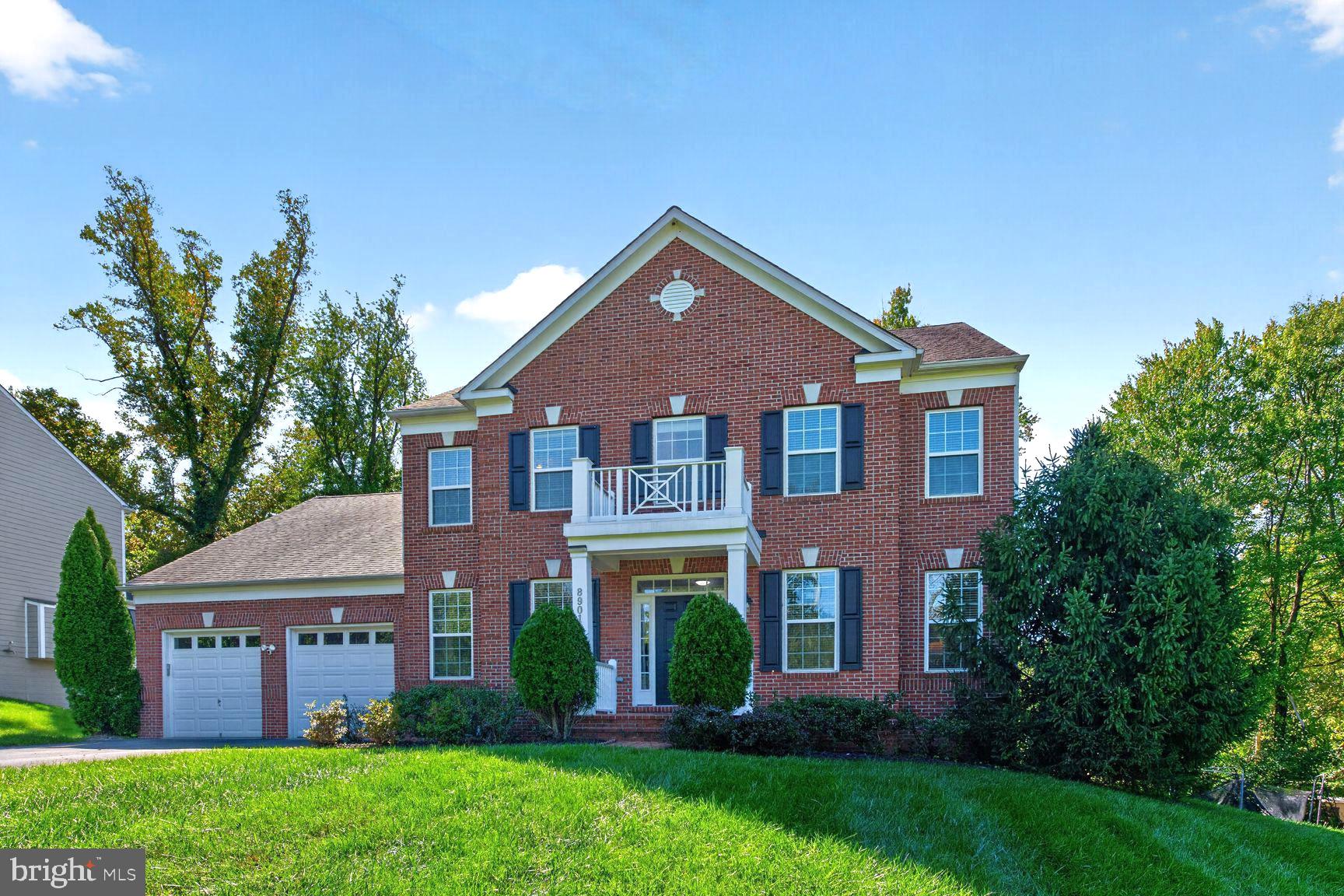 8901 Hargrove Ct, Fairfax, VA 22031