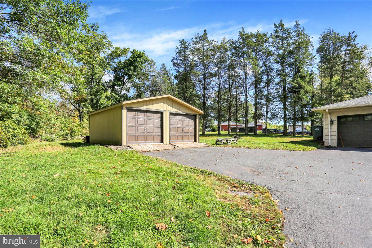 240 Monocacy Creek Rd, Douglassville, PA 19508 photo