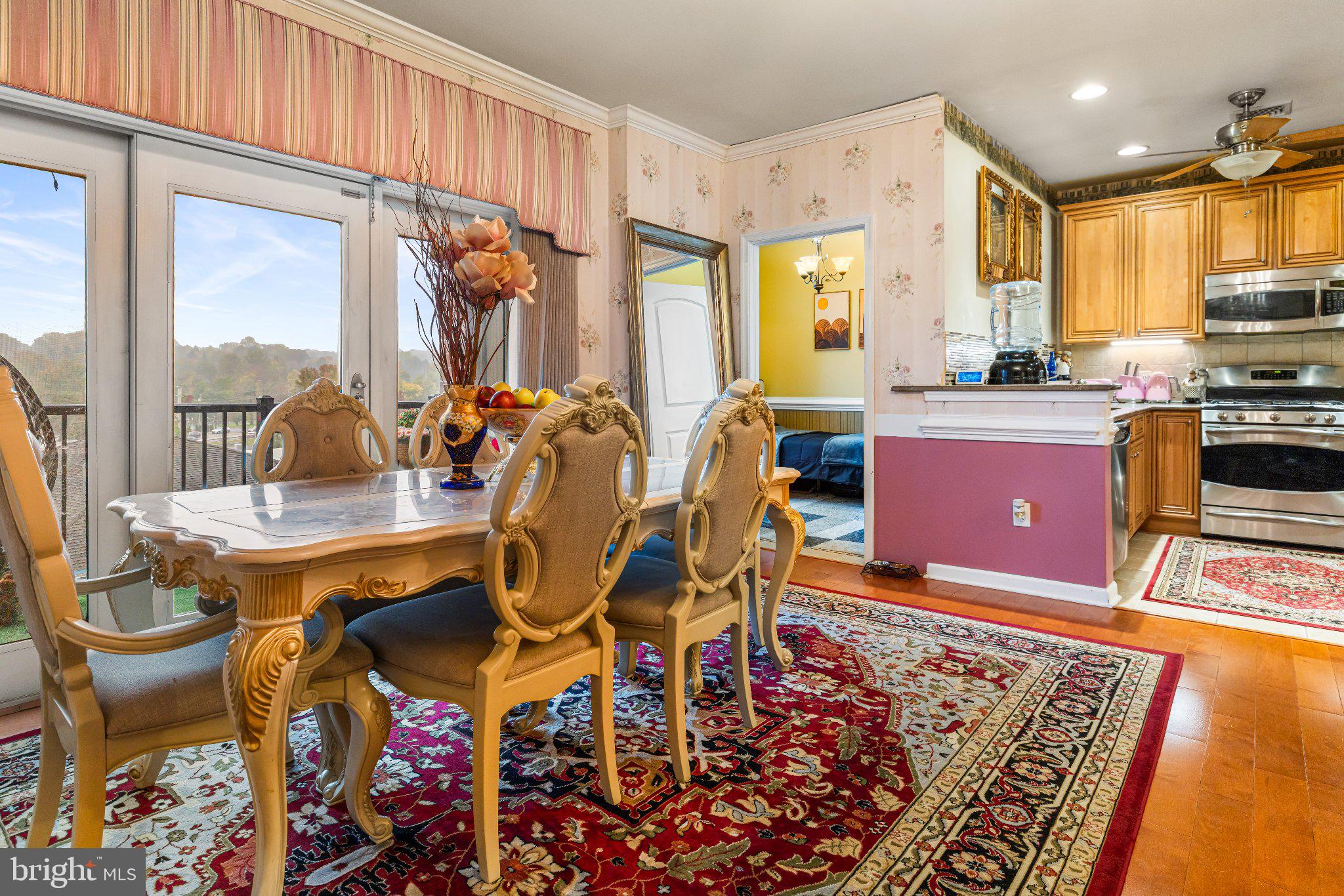412 Carson Terrace, Huntingdon Valley, PA 19006 photo