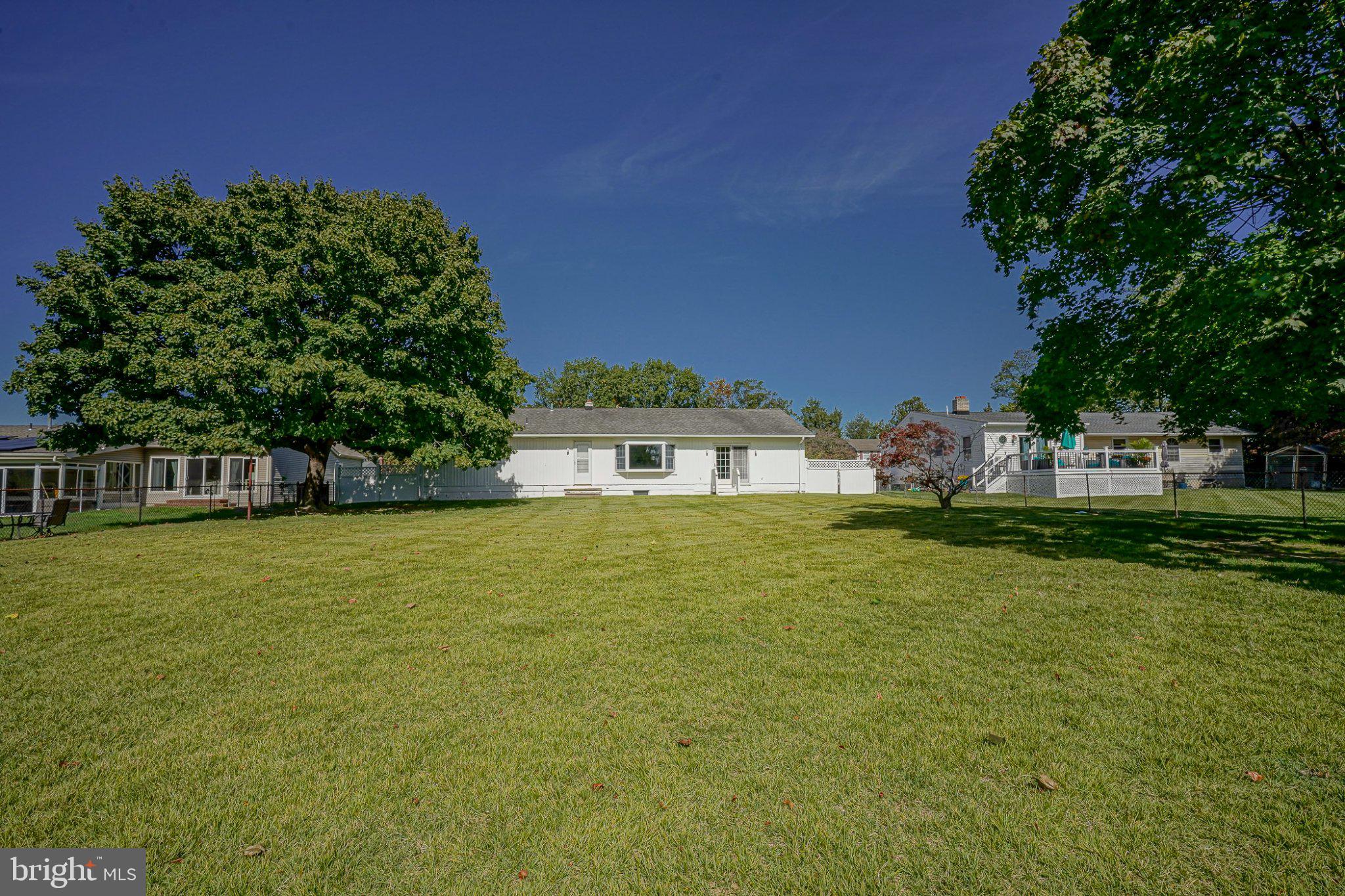 734 Allen Ave, Gibbstown, NJ 08027 photo