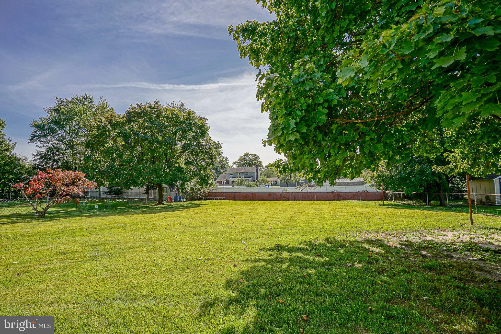 734 Allen Ave, Gibbstown, NJ 08027 photo