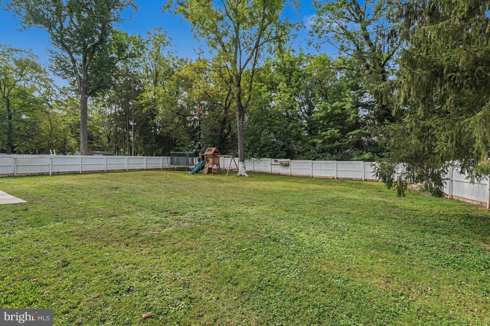 128 County Line Rd, Lansdale, PA 19446 photo