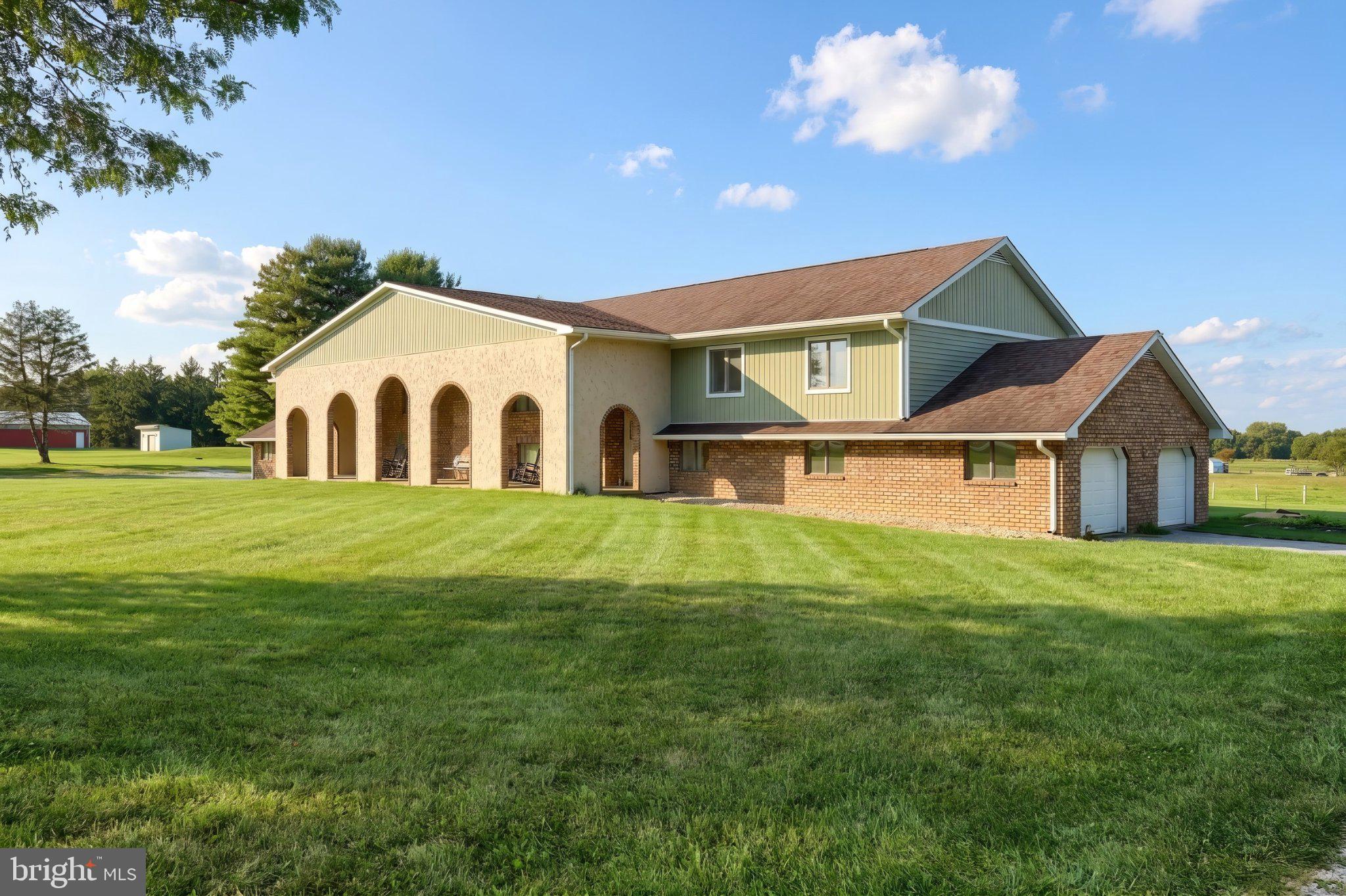 4987 4989 E Berlin Rd, Thomasville, PA 17364 photo
