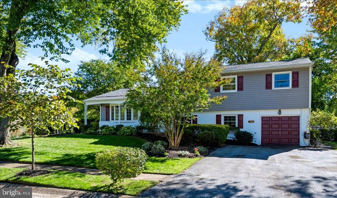 316 Alders Dr, Wilmington, DE 19803