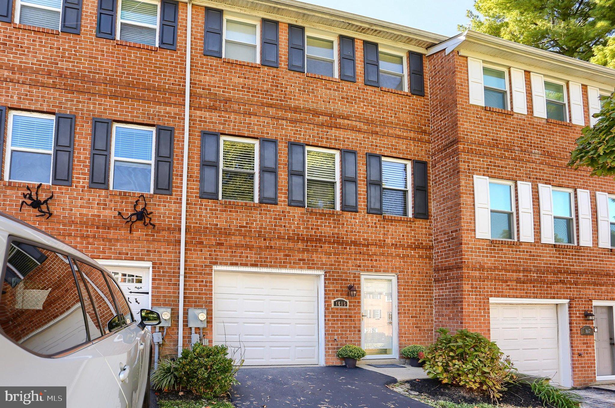1615 Coventry Ln, West Chester, PA 19382