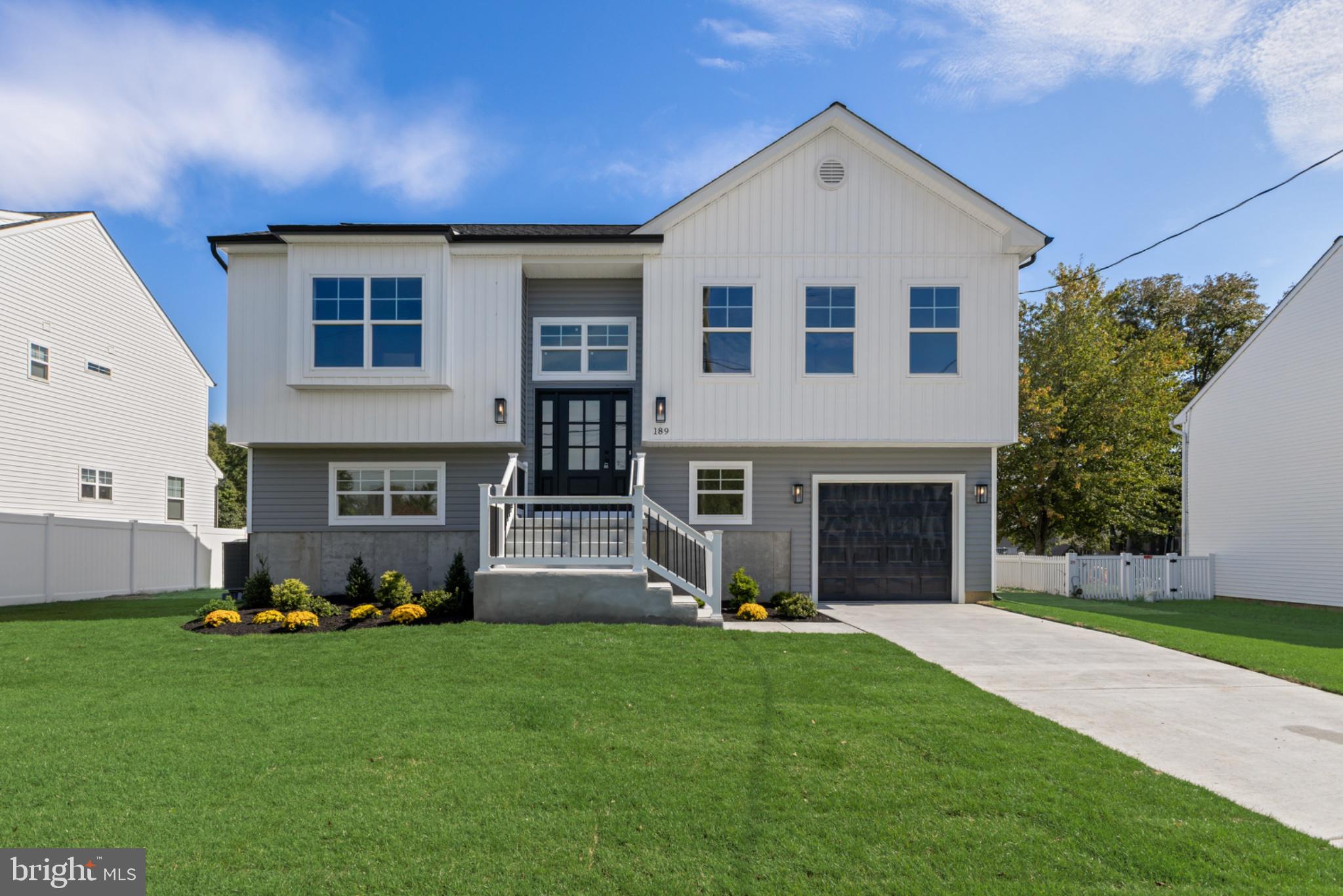 189 Monmouth Ave, West Deptford, NJ 08086