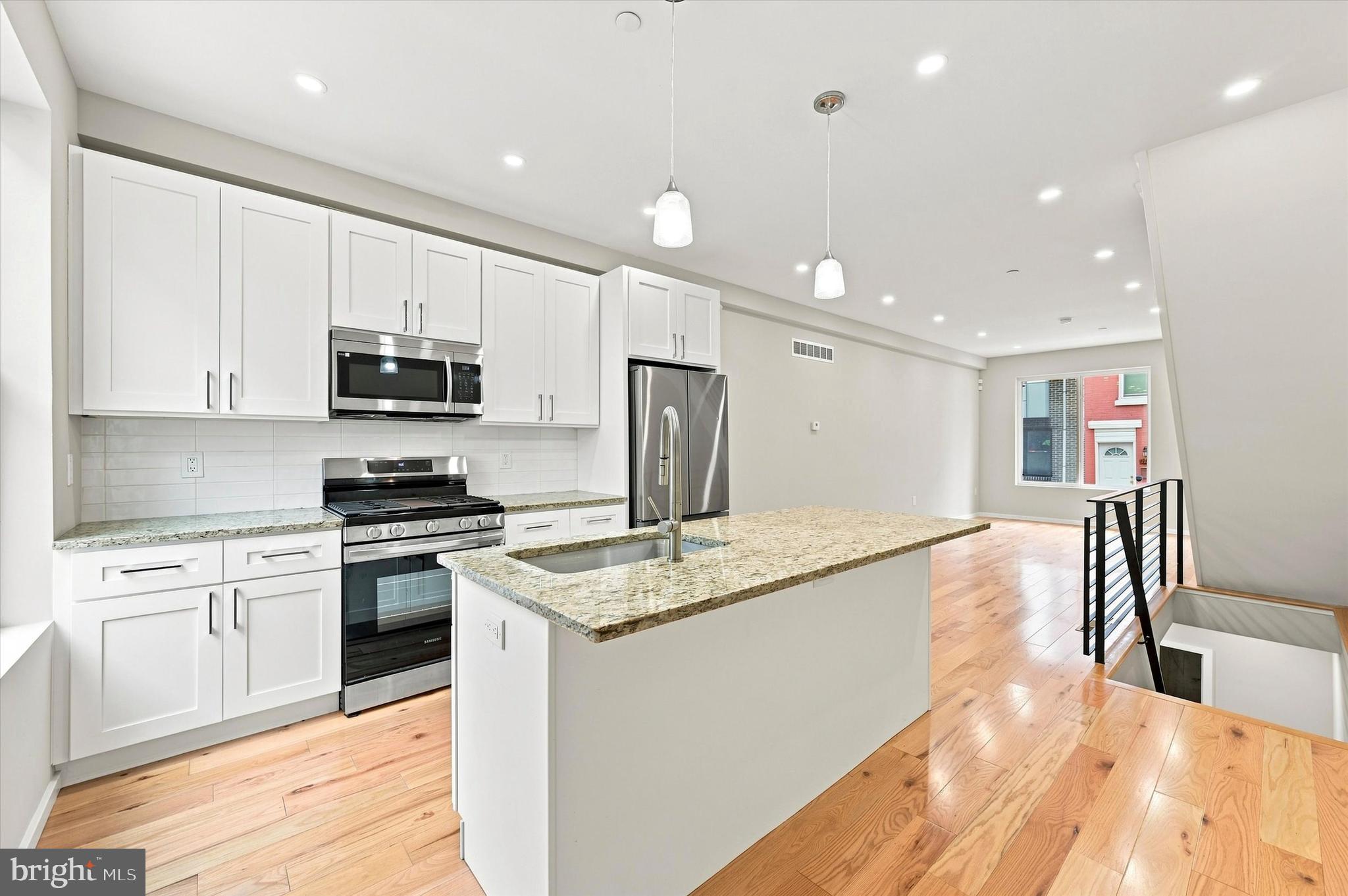 1713 Seybert St, Philadelphia, PA 19121