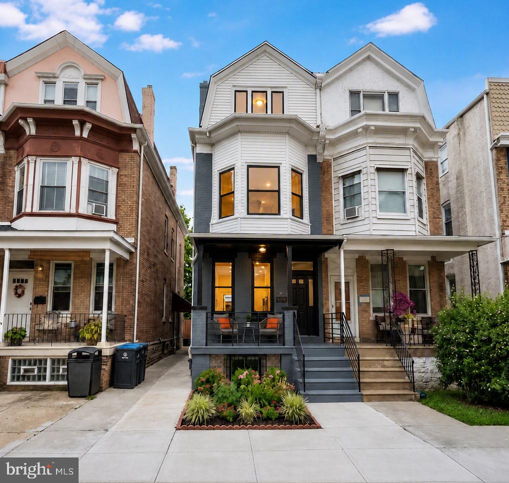 111 Sharpnack St, Philadelphia, PA 19119