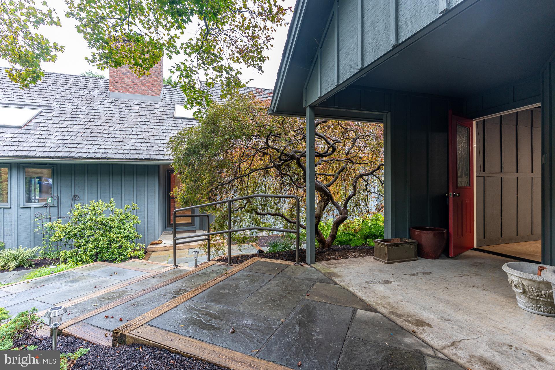 36 Southridge Dr, Kennett Square, PA 19348 photo