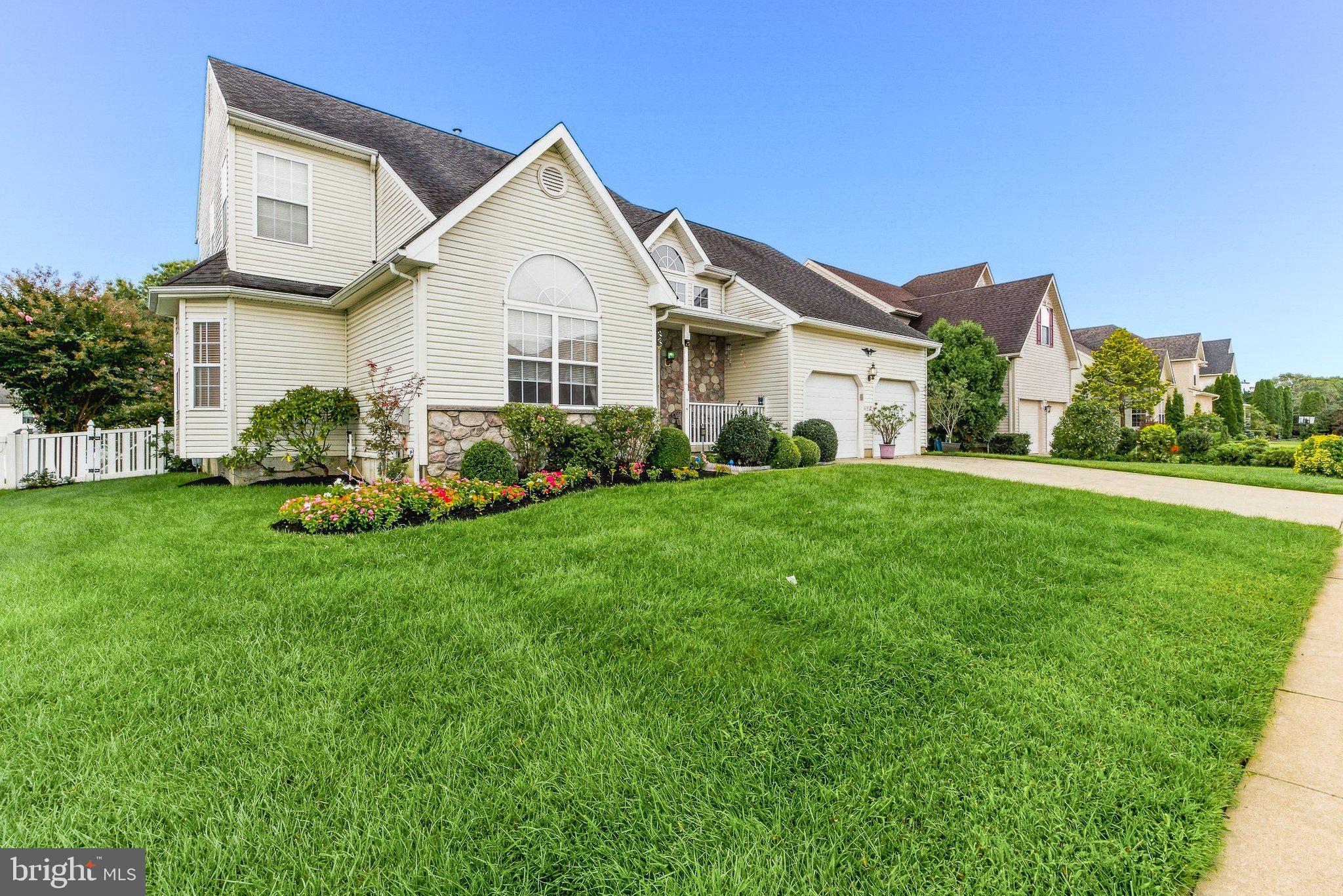 15 Valley Forge Dr, Woolwich Township, NJ 08085