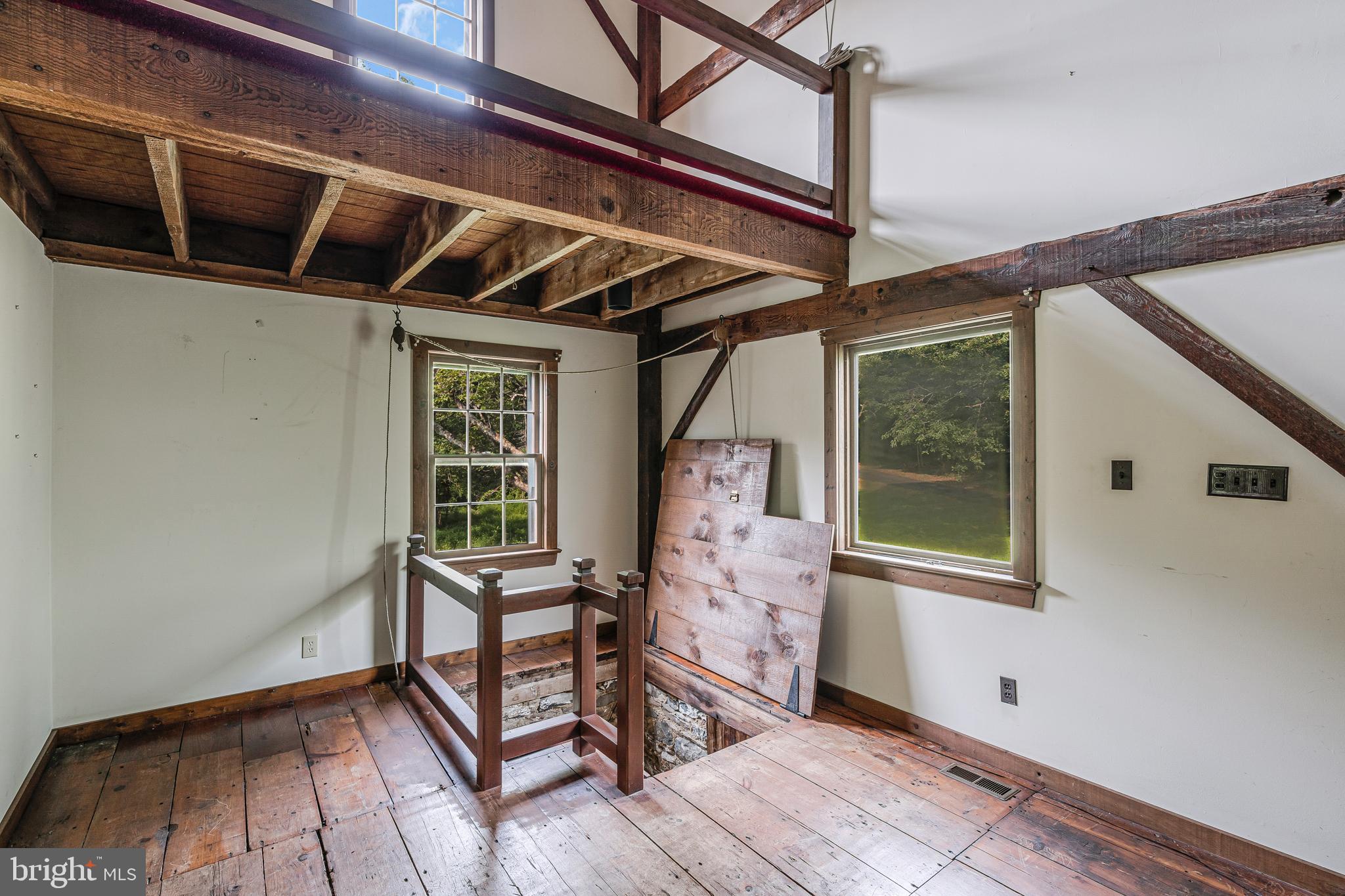 1570 Harbourton Rocktown Rd, Hopewell, NJ 08530 photo