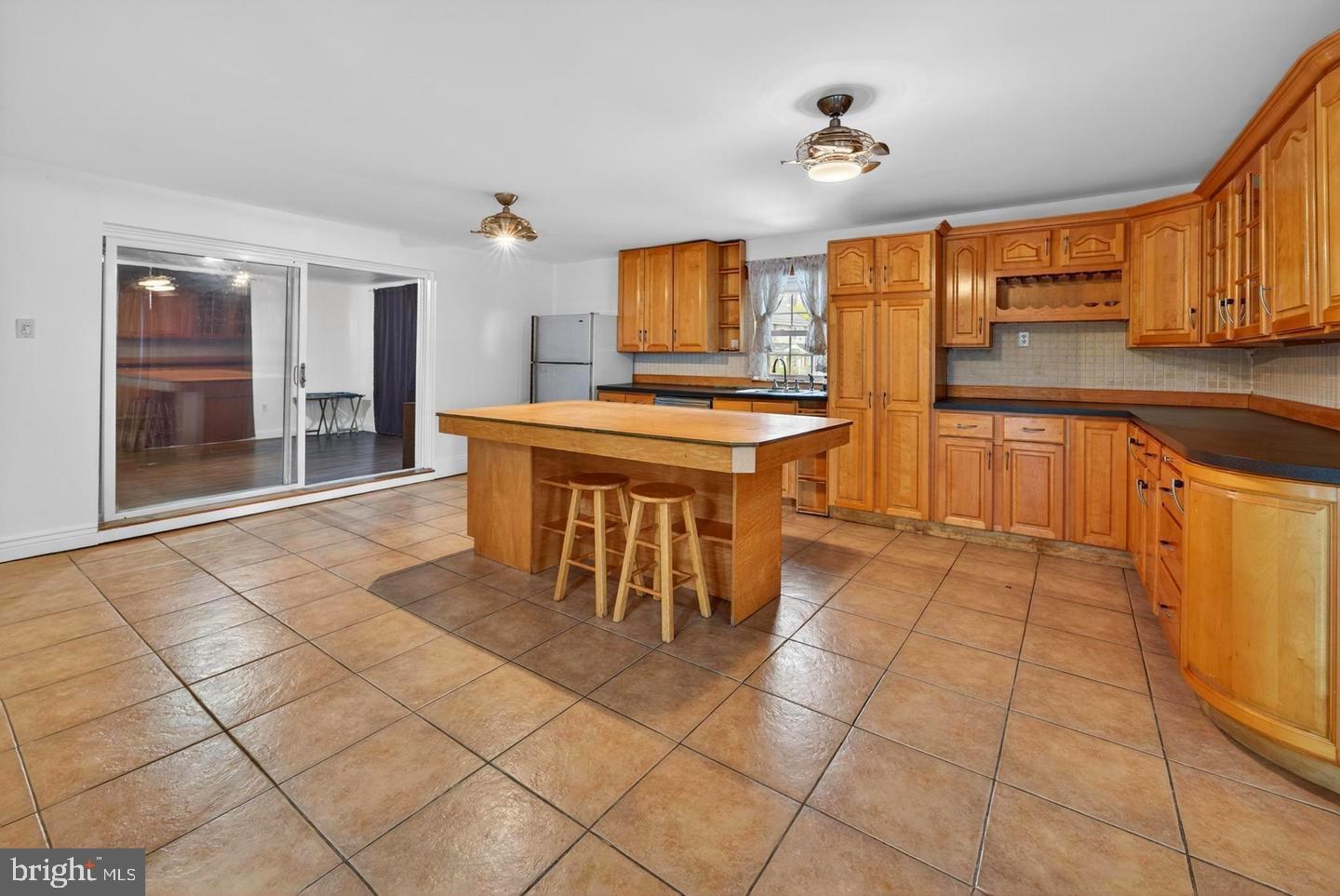 4517 Route 130 S, Burlington, NJ 08016 photo