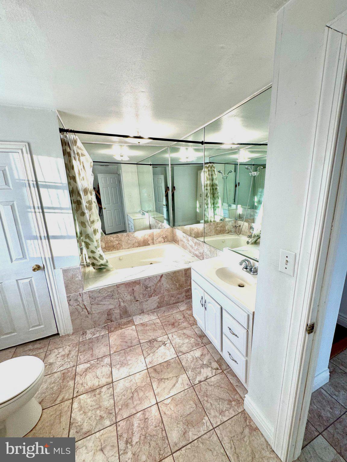 4517 Route 130 S, Burlington, NJ 08016 photo