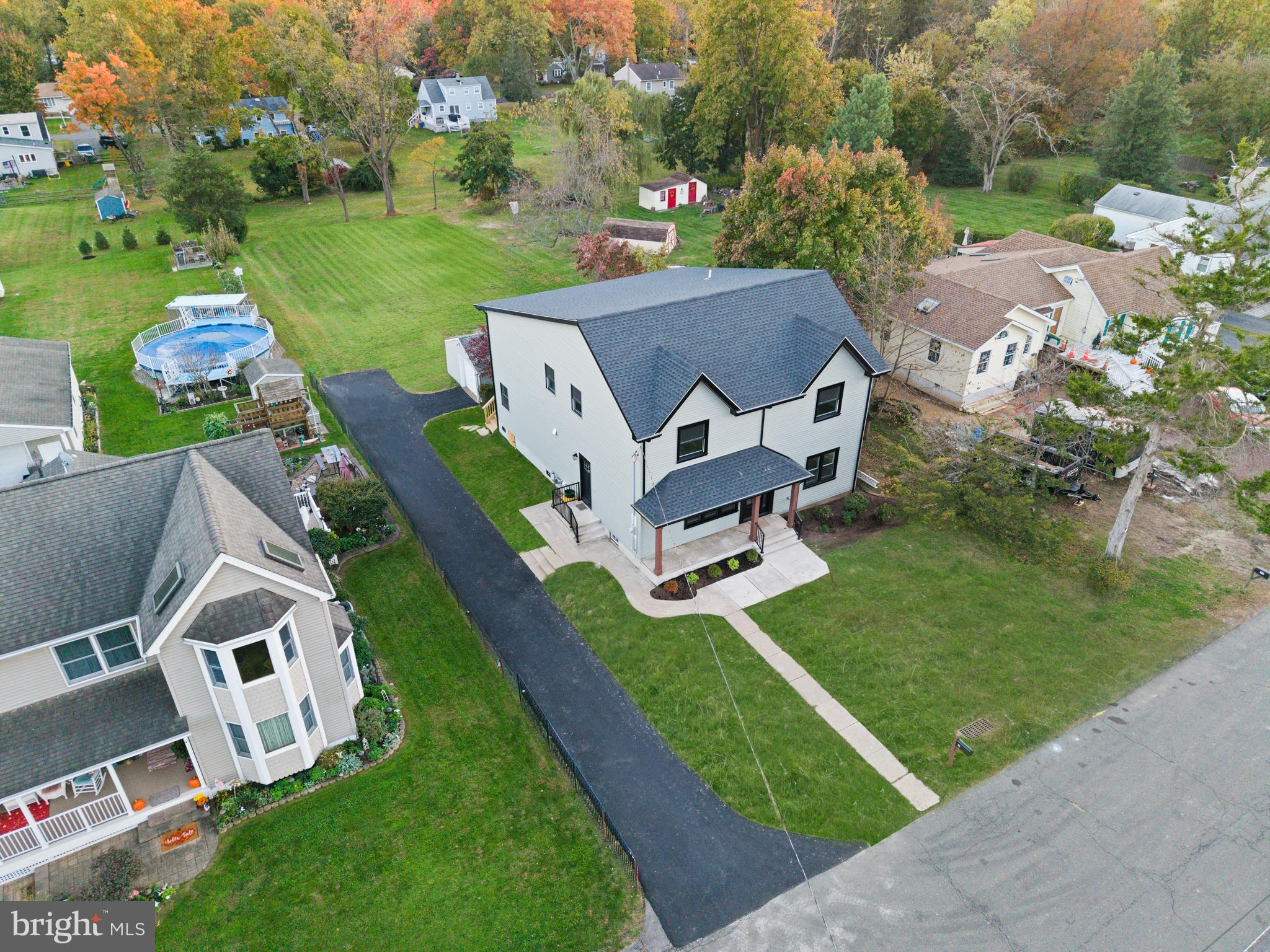 22 Orchard Ave, Pennington, NJ 08534 photo
