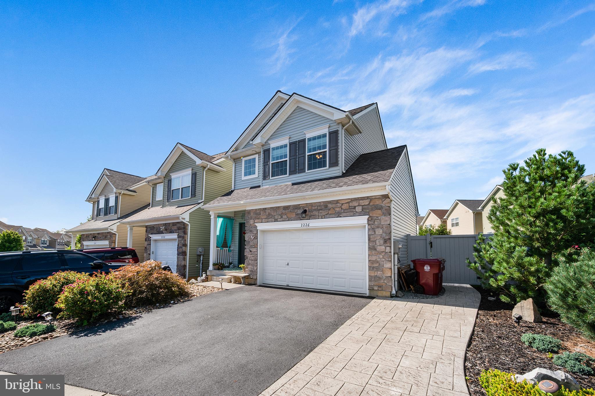 2226 Huntington Ln, Easton, PA 18040 photo