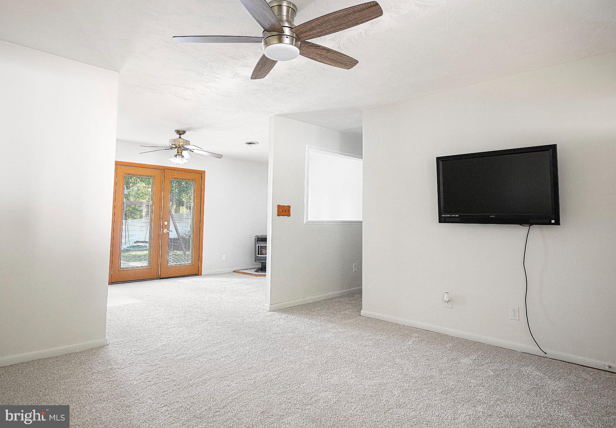 812 Ferguson Rd, Joppa, MD 21085 photo
