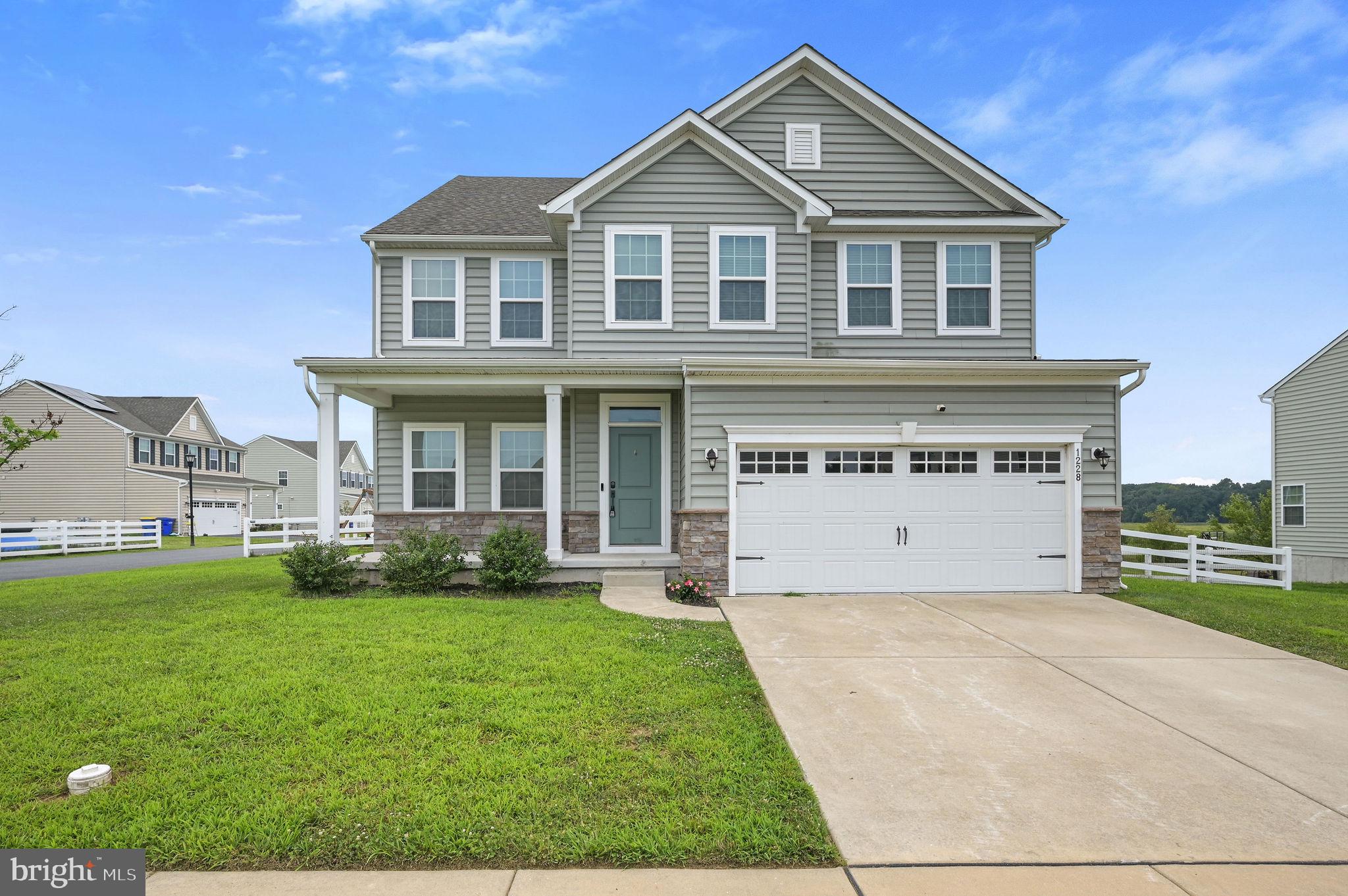 1228 Hook Dr, Middletown, DE 19709