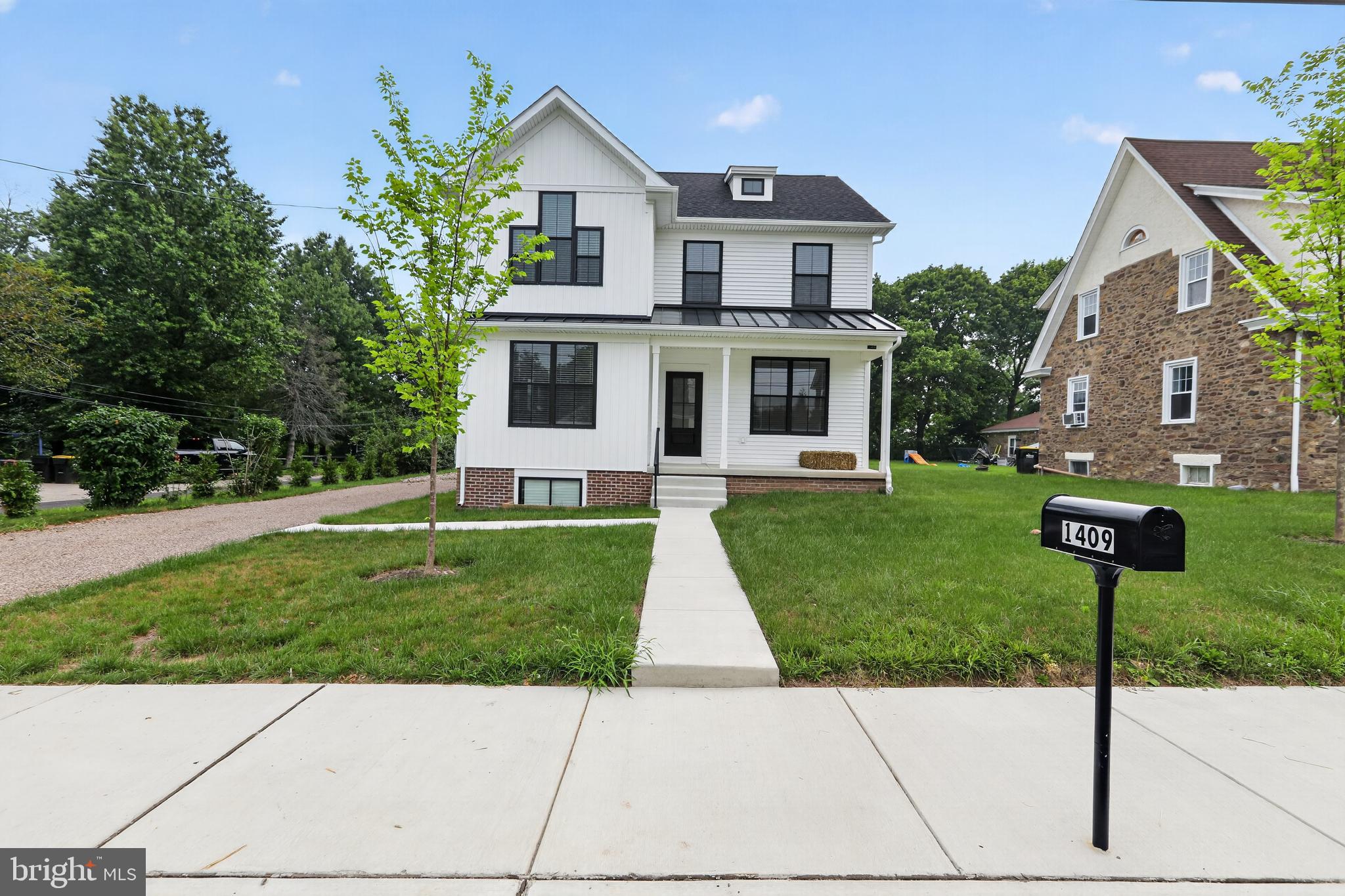 1 Daws Rd, Blue Bell, PA 19422