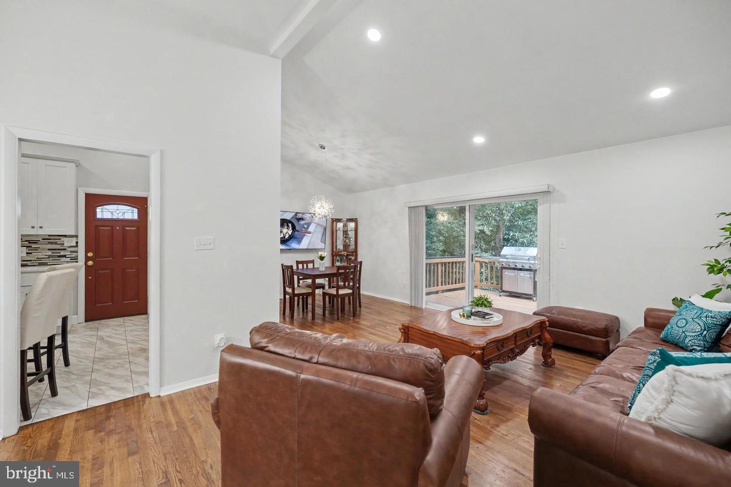 4703 Tara Dr, Fairfax, VA 22032 photo