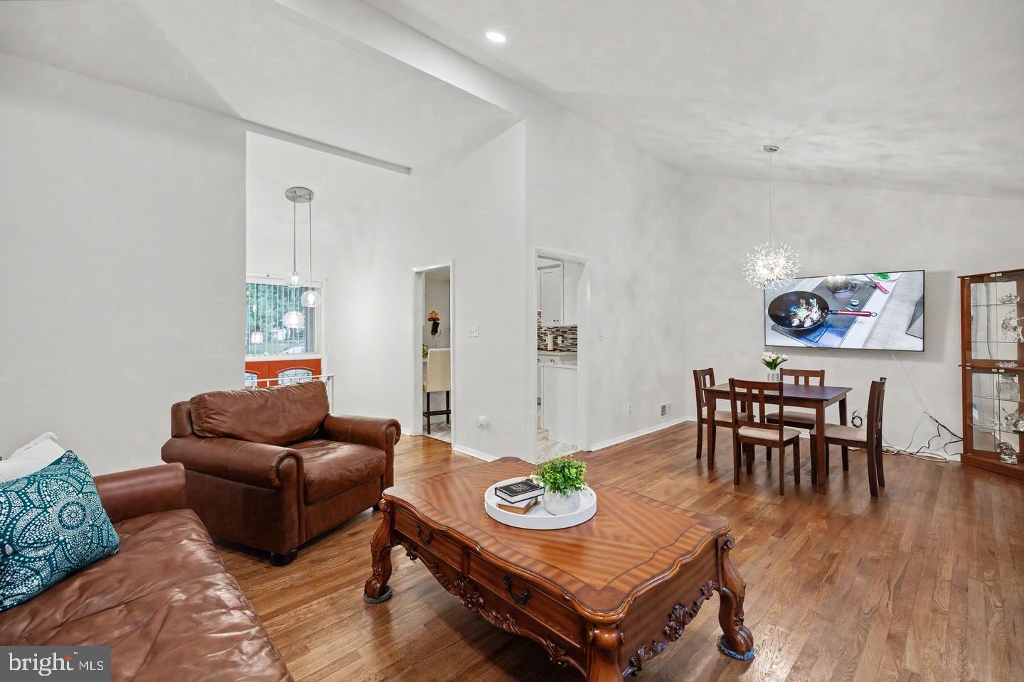4703 Tara Dr, Fairfax, VA 22032 photo