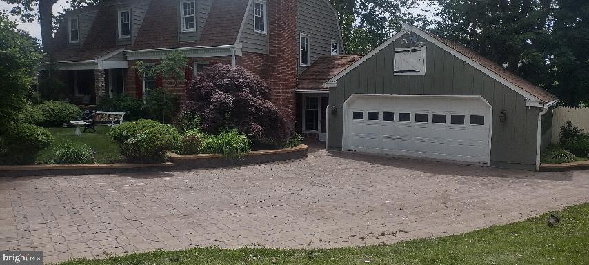 205 Edgewood Dr, Wilmington, DE 19809